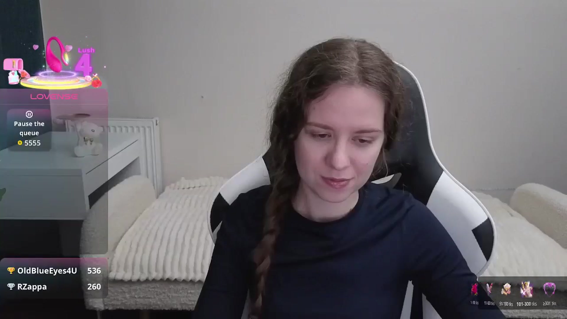 Gallery image thumbnail from BlueFlowerr's myfreecams stream on, 01/06/2026, 22:12 image 11 of 20