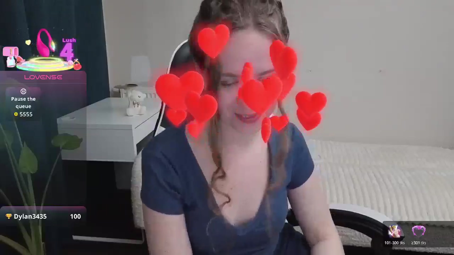 Gallery image thumbnail from BlueFlowerr's myfreecams stream on, 01/07/2026, 17:24 image 8 of 20