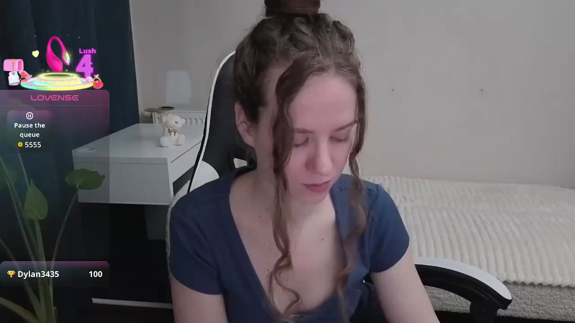 Gallery image thumbnail from BlueFlowerr's myfreecams stream on, 01/07/2026, 17:24 image 11 of 20
