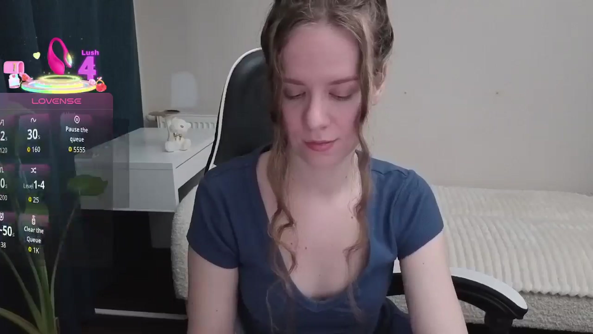 Gallery image thumbnail from BlueFlowerr's myfreecams stream on, 01/07/2026, 17:24 image 6 of 20