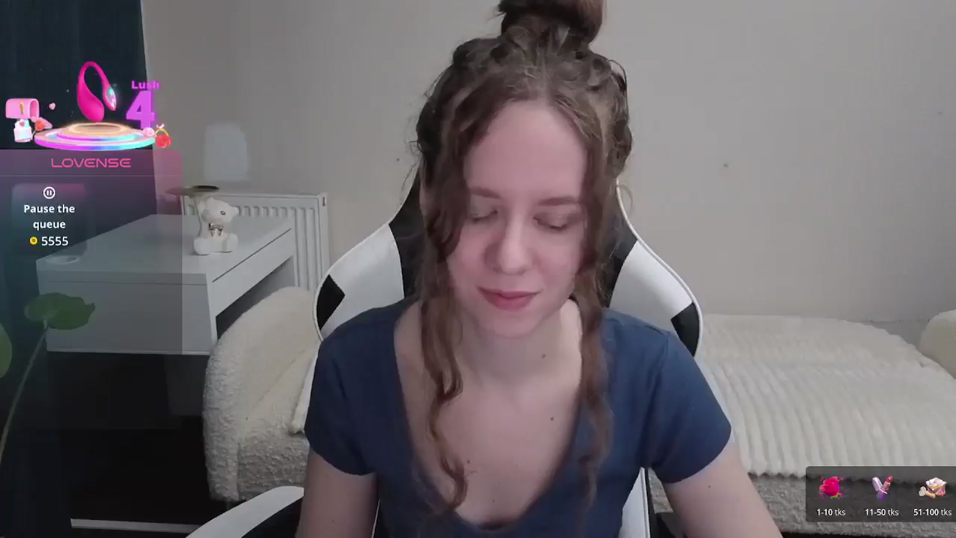 Gallery image thumbnail from BlueFlowerr's myfreecams stream on, 01/07/2026, 19:02 image 20 of 20