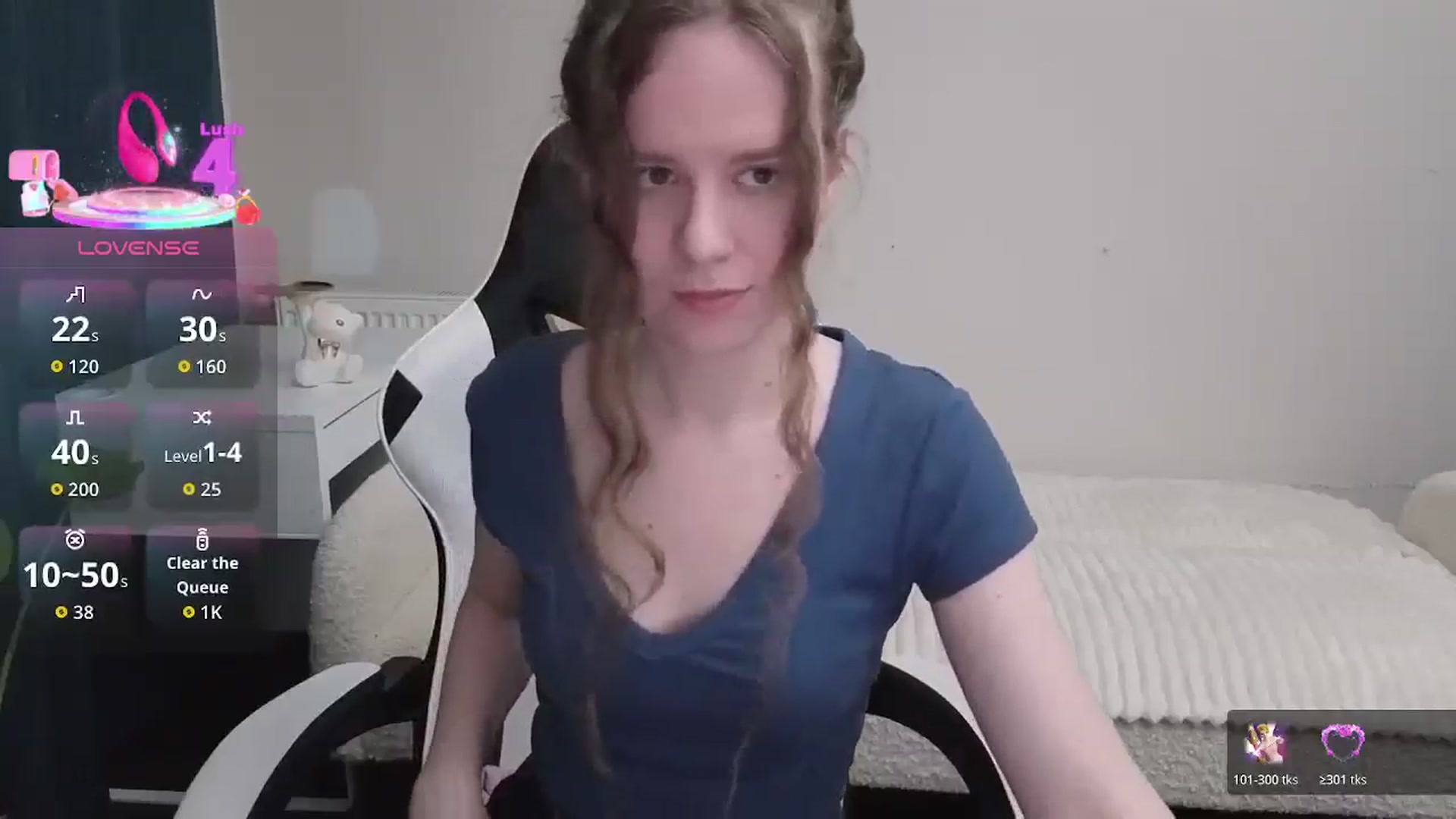 Gallery image thumbnail from BlueFlowerr's myfreecams stream on, 01/07/2026, 19:56 image 5 of 20