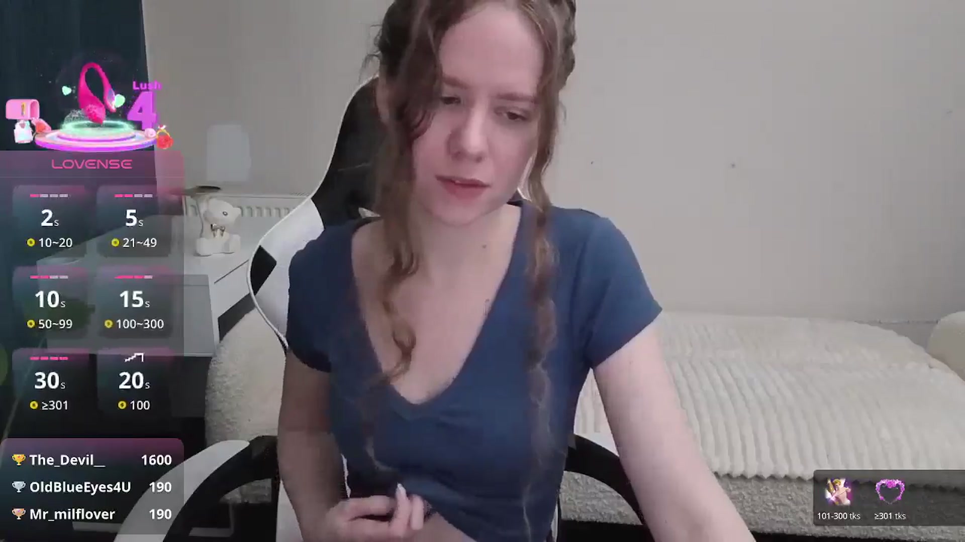 Gallery image thumbnail from BlueFlowerr's myfreecams stream on, 01/07/2026, 19:56 image 8 of 20