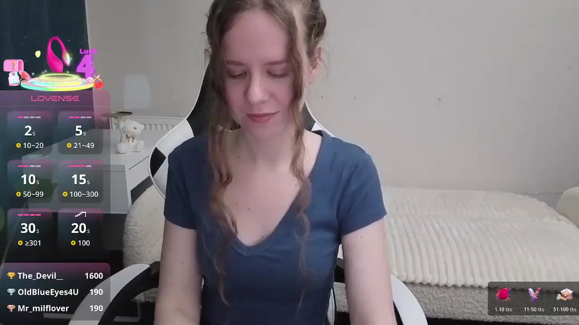 Gallery image thumbnail from BlueFlowerr's myfreecams stream on, 01/07/2026, 19:56 image 9 of 20