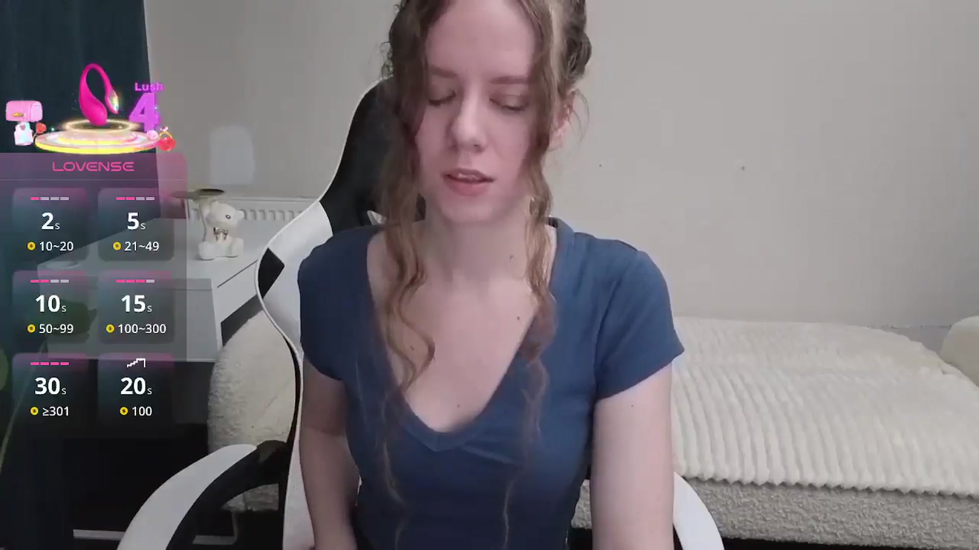Gallery image thumbnail from BlueFlowerr's myfreecams stream on, 01/07/2026, 19:56 image 4 of 20