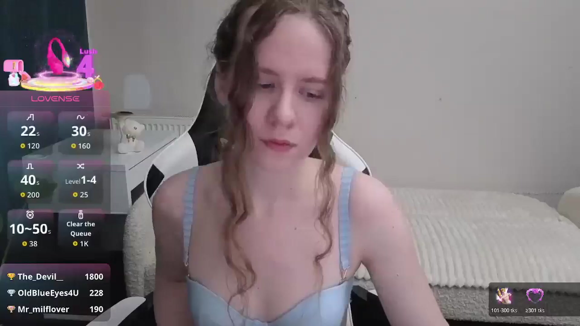 Gallery image thumbnail from BlueFlowerr's myfreecams stream on, 01/07/2026, 20:26 image 6 of 20