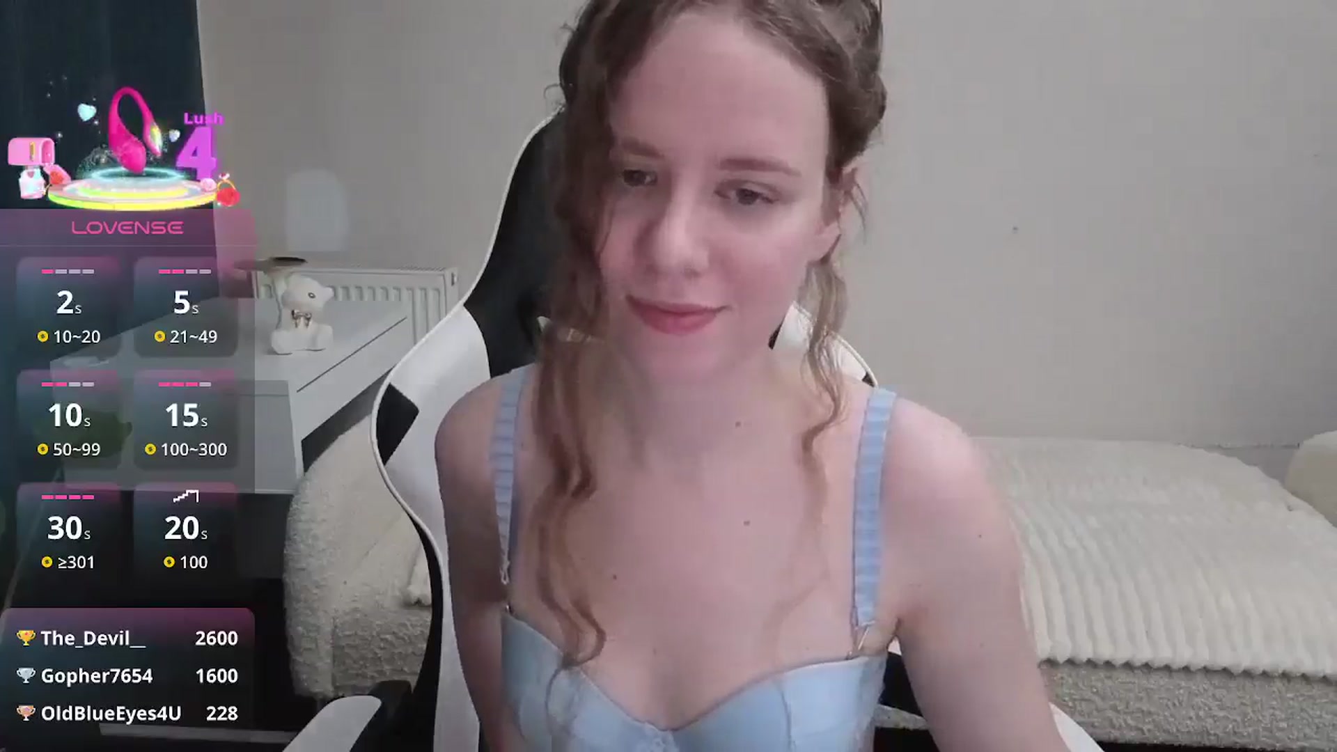 Gallery image thumbnail from BlueFlowerr's myfreecams stream on, 01/07/2026, 20:26 image 15 of 20