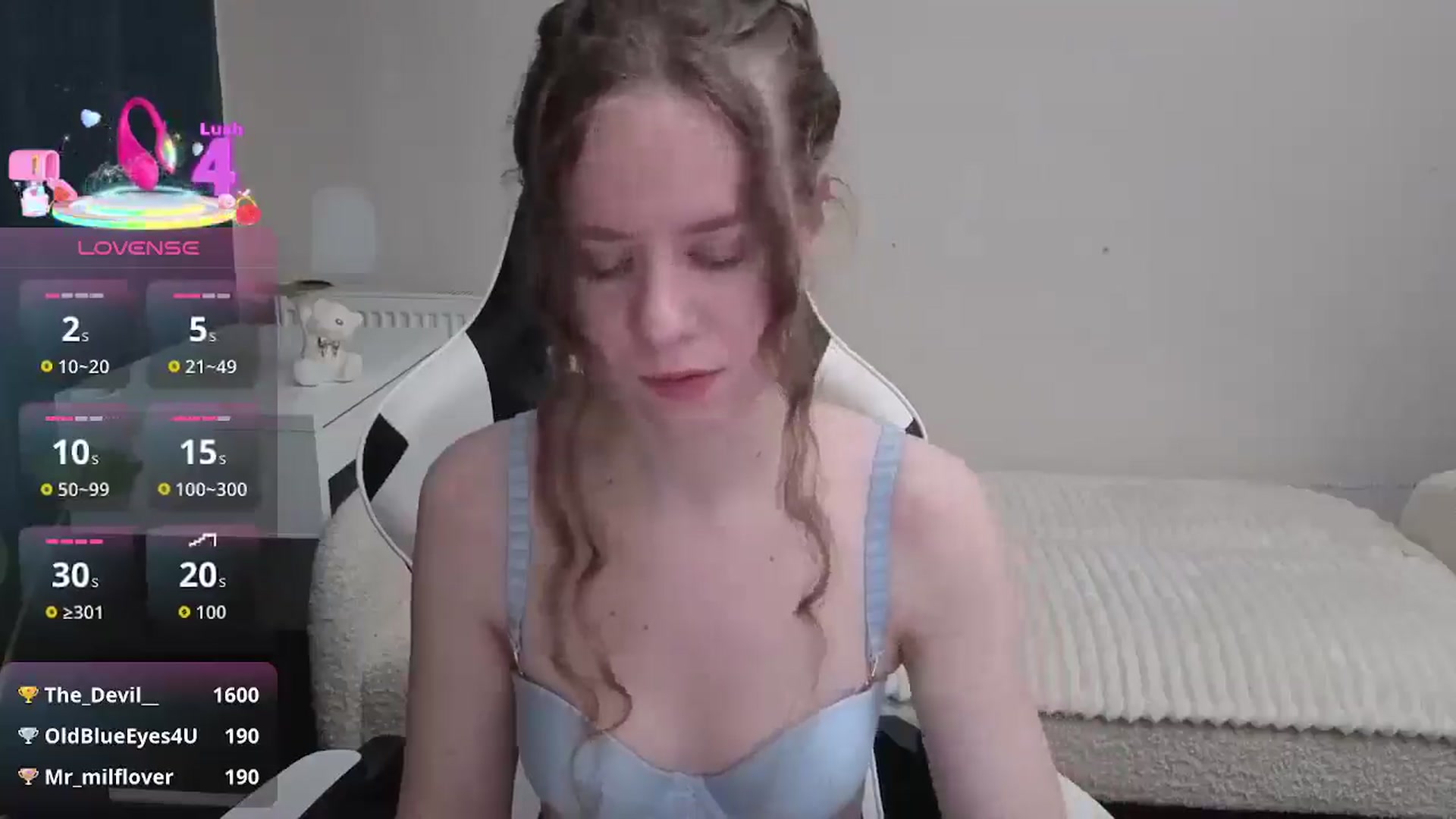 Gallery image thumbnail from BlueFlowerr's myfreecams stream on, 01/07/2026, 20:26 image 3 of 20