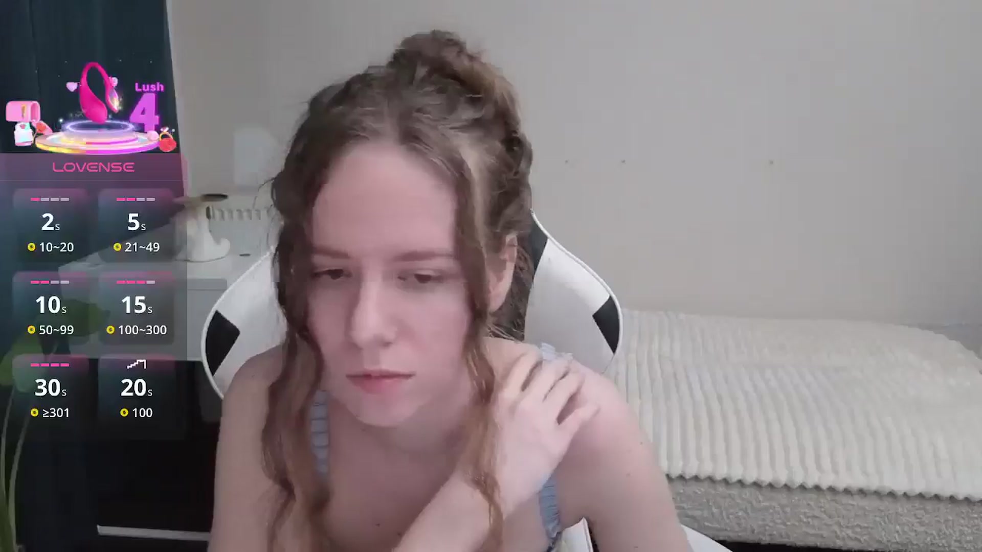 Gallery image thumbnail from BlueFlowerr's myfreecams stream on, 01/08/2026, 24:35 image 13 of 20