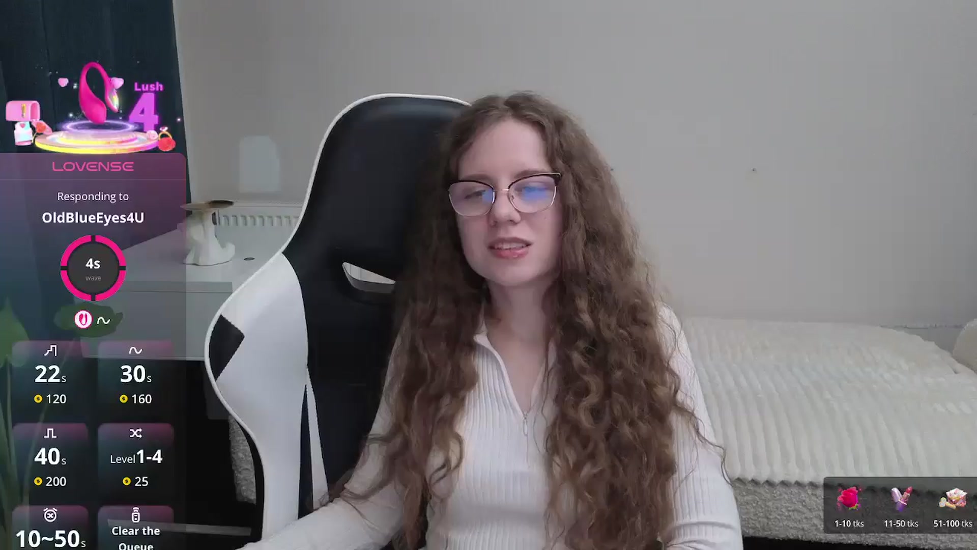 Gallery image thumbnail from BlueFlowerr's myfreecams stream on, 01/08/2026, 22:07 image 3 of 20