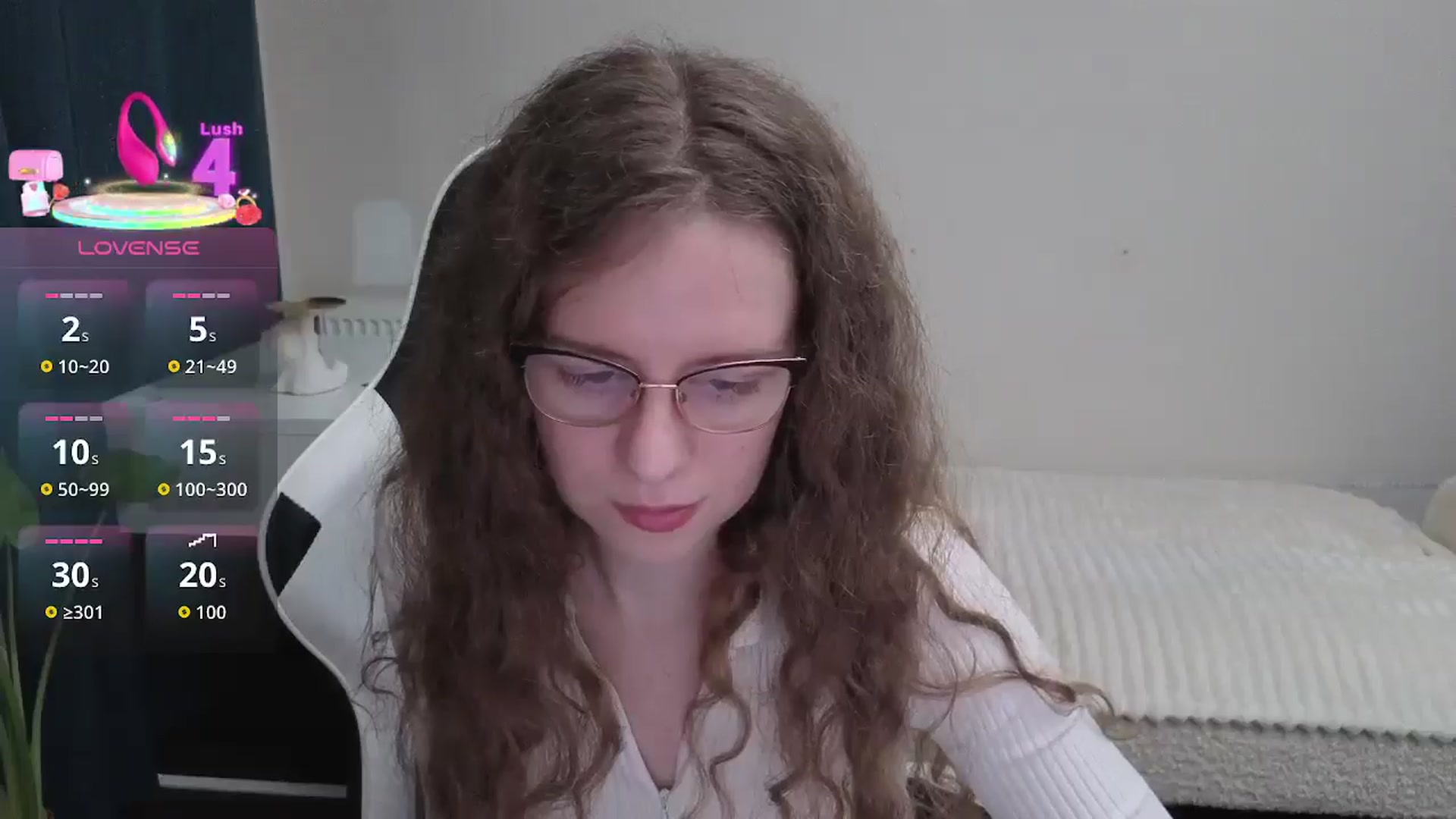 Gallery image thumbnail from BlueFlowerr's myfreecams stream on, 01/08/2026, 22:07 image 12 of 20