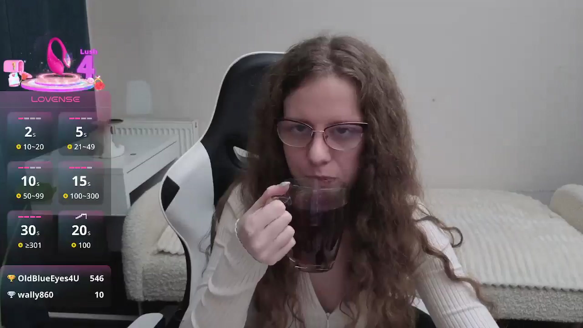 Gallery image thumbnail from BlueFlowerr's myfreecams stream on, 01/08/2026, 23:42 image 6 of 20