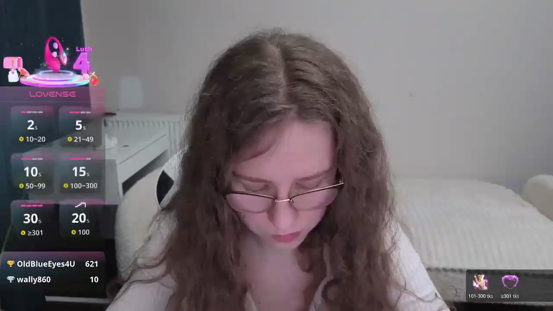 Gallery image thumbnail from BlueFlowerr's myfreecams stream on, 01/08/2026, 23:42 image 12 of 20