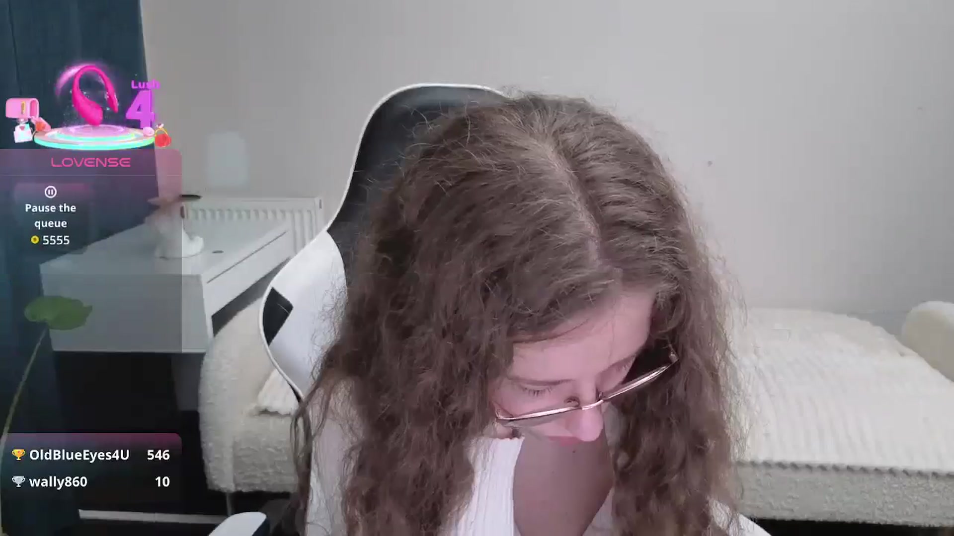 Gallery image thumbnail from BlueFlowerr's myfreecams stream on, 01/08/2026, 23:42 image 5 of 20