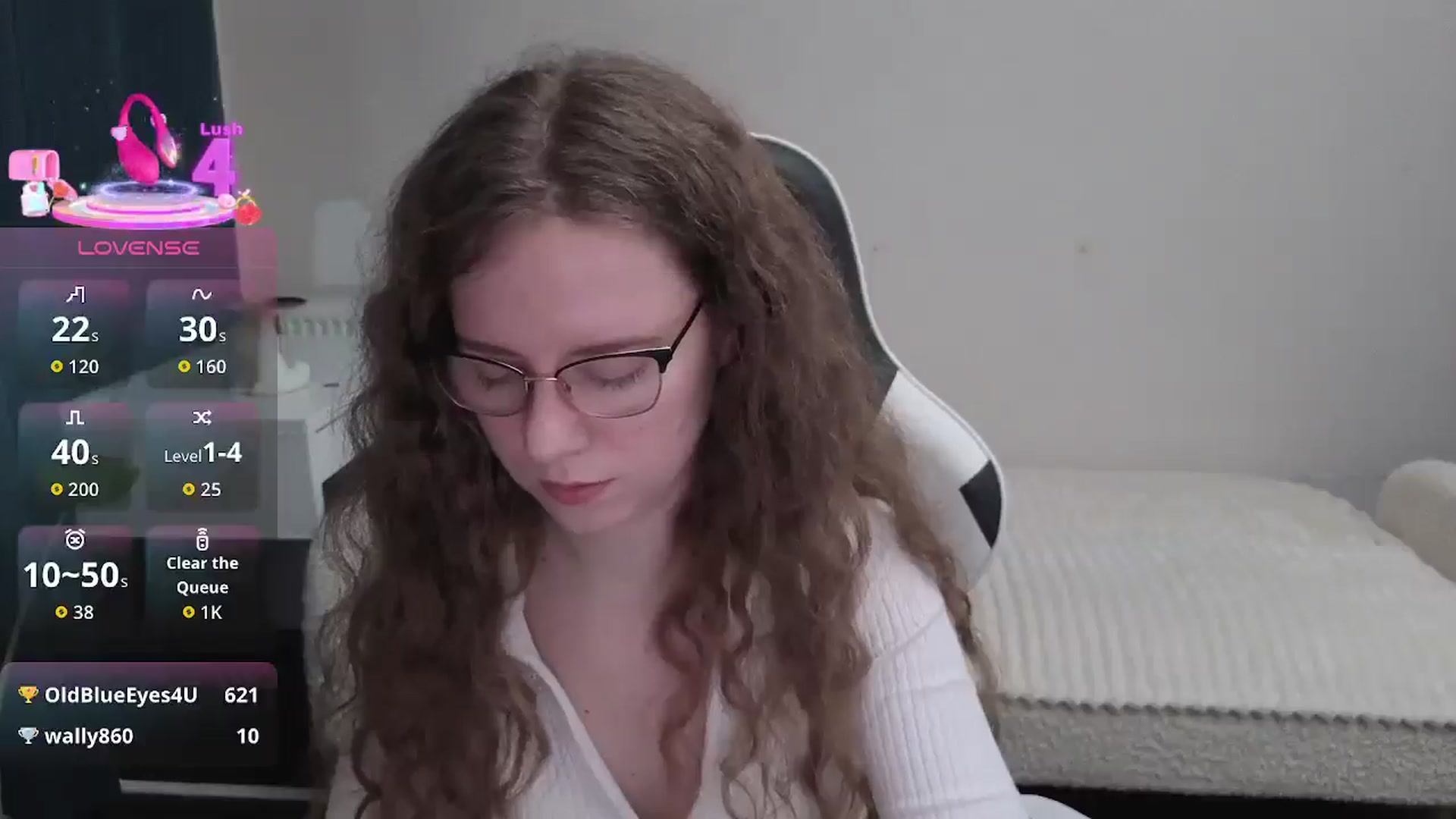 Gallery image thumbnail from BlueFlowerr's myfreecams stream on, 01/08/2026, 23:42 image 15 of 20