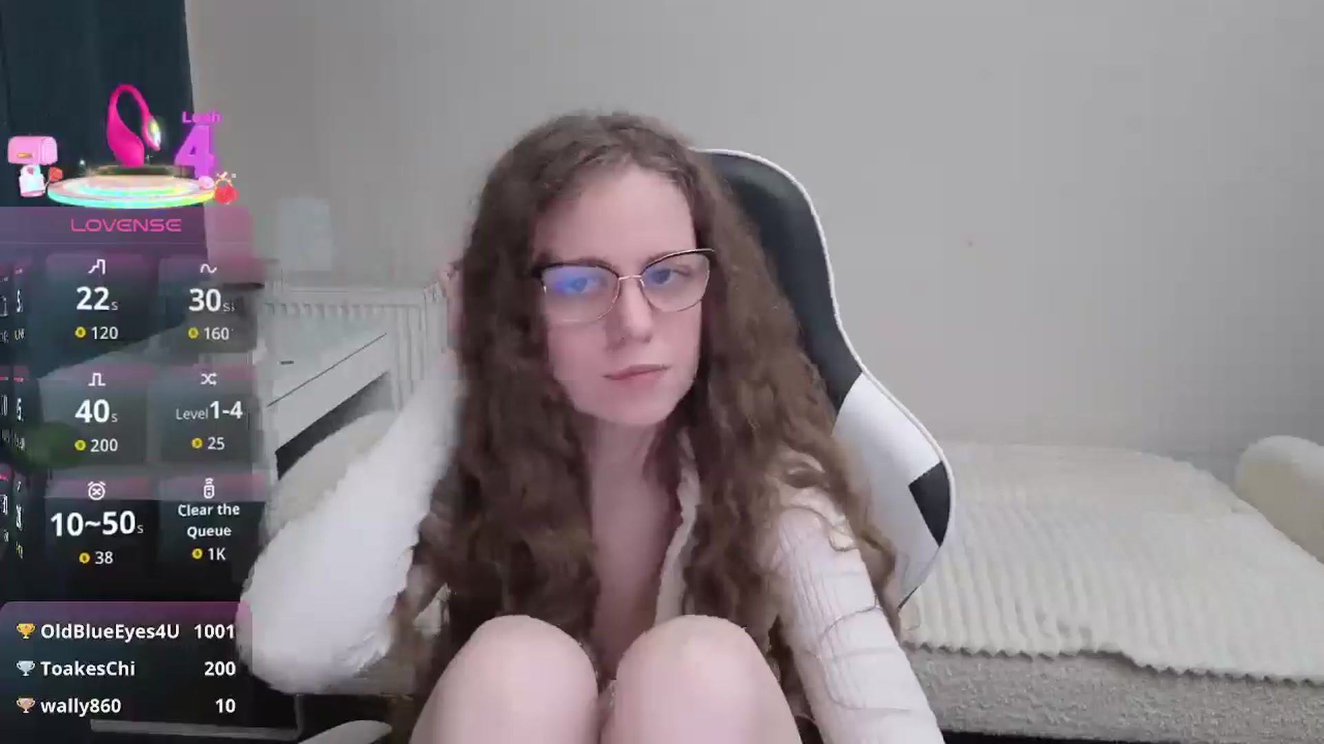 Gallery image thumbnail from BlueFlowerr's myfreecams stream on, 01/09/2026, 24:54 image 7 of 20