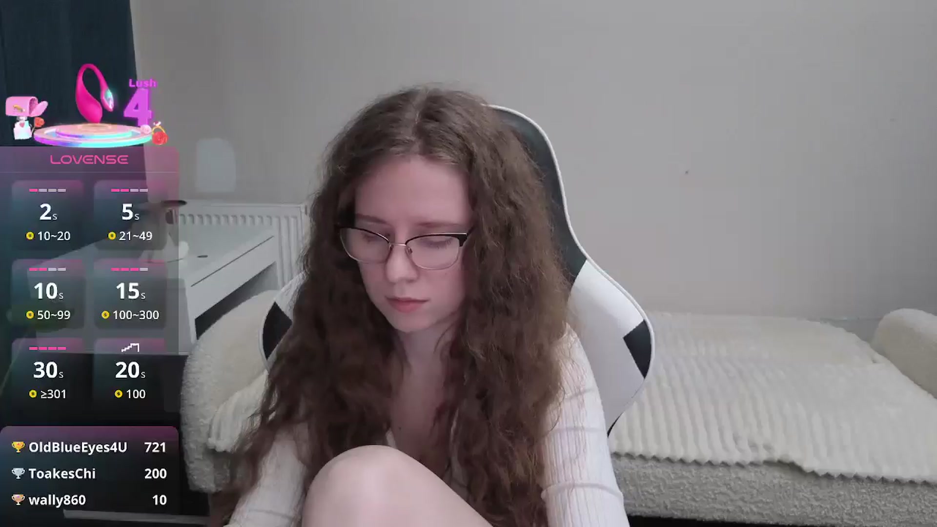 Gallery image thumbnail from BlueFlowerr's myfreecams stream on, 01/09/2026, 24:54 image 3 of 20