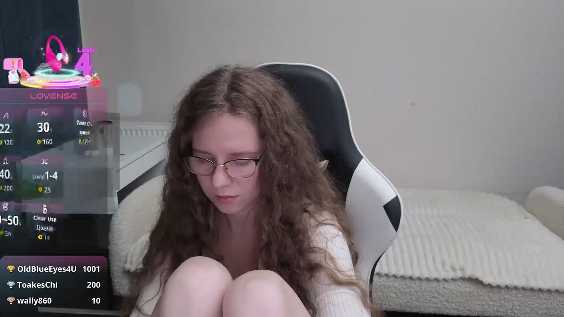 Gallery image thumbnail from BlueFlowerr's myfreecams stream on, 01/09/2026, 24:54 image 13 of 20