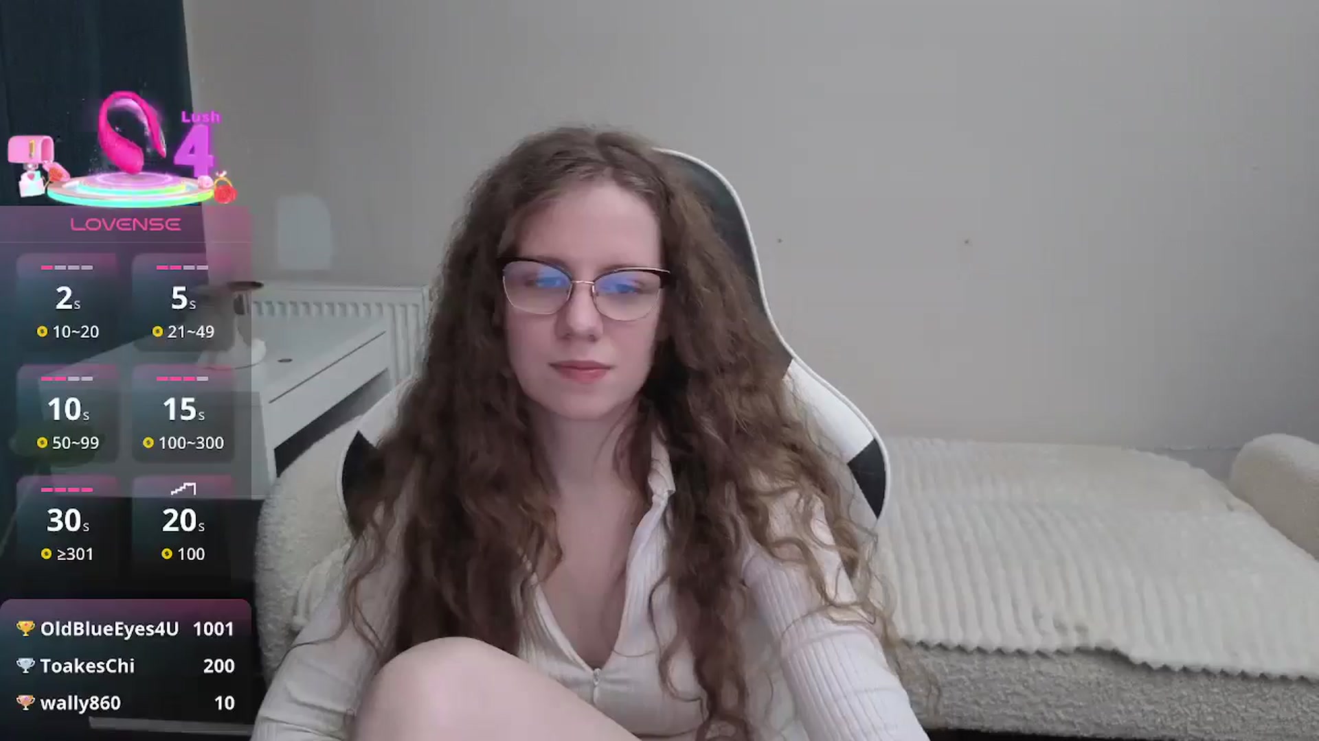 Gallery image thumbnail from BlueFlowerr's myfreecams stream on, 01/09/2026, 24:54 image 6 of 20