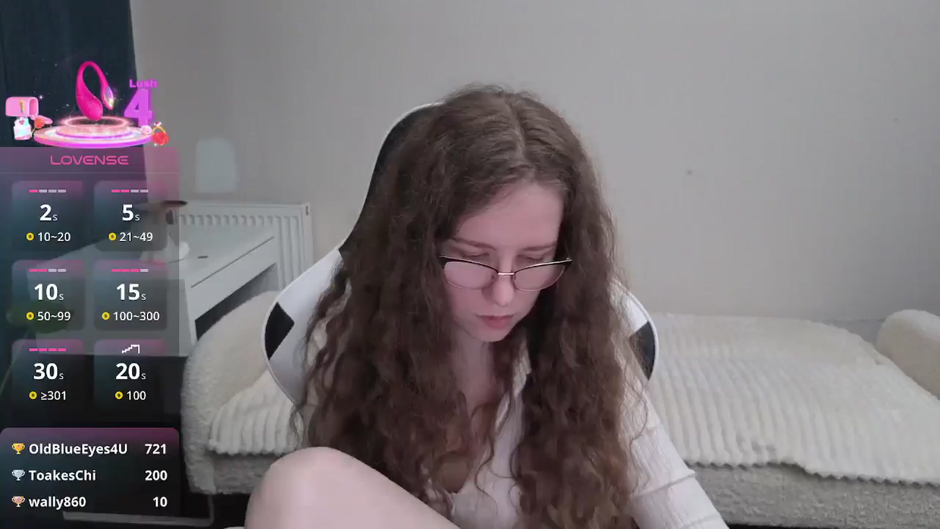 Gallery image thumbnail from BlueFlowerr's myfreecams stream on, 01/09/2026, 24:54 image 2 of 20