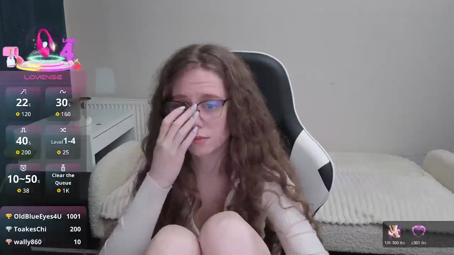 Gallery image thumbnail from BlueFlowerr's myfreecams stream on, 01/09/2026, 24:54 image 9 of 20