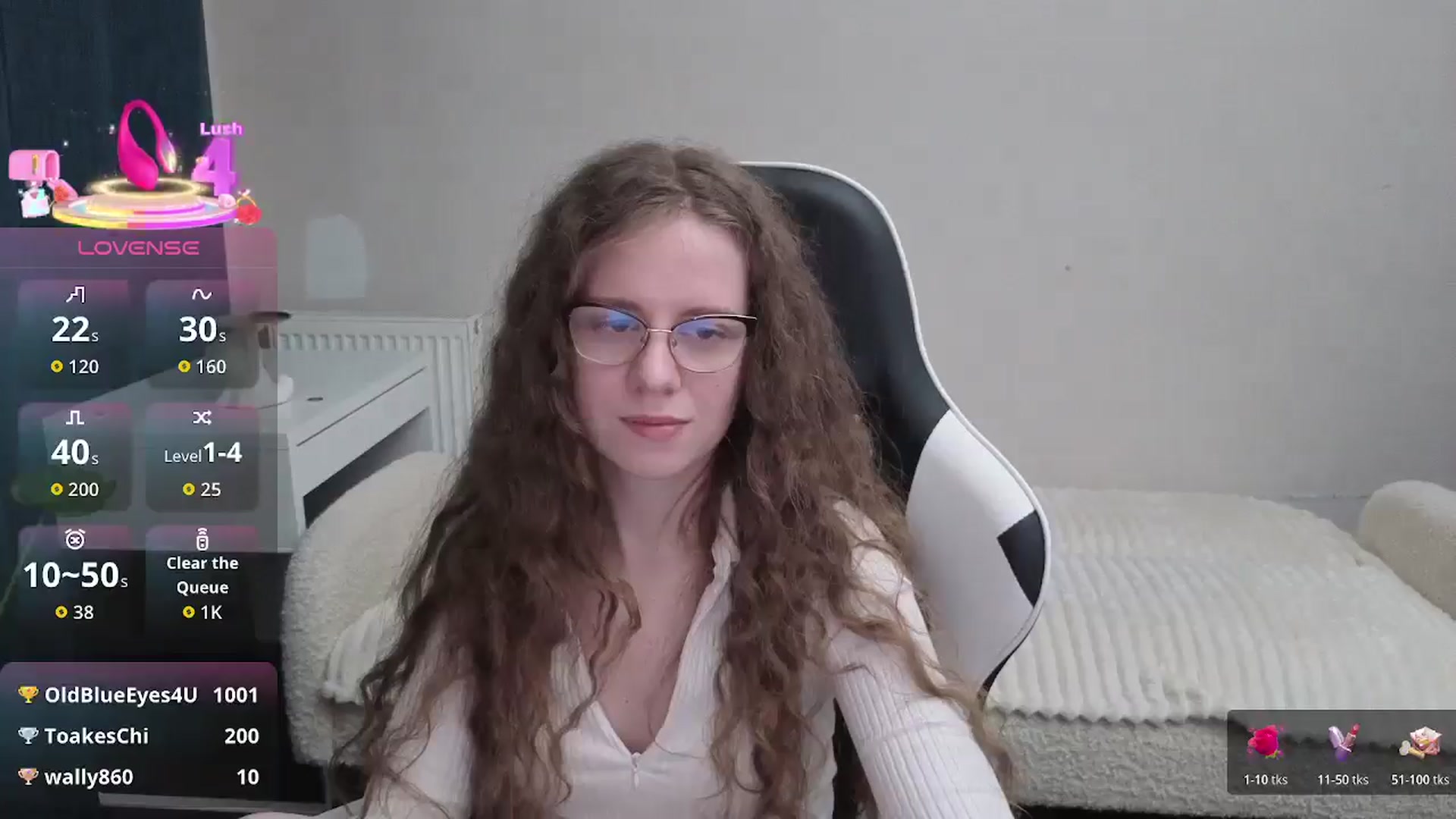 Gallery image thumbnail from BlueFlowerr's myfreecams stream on, 01/09/2026, 24:54 image 12 of 20