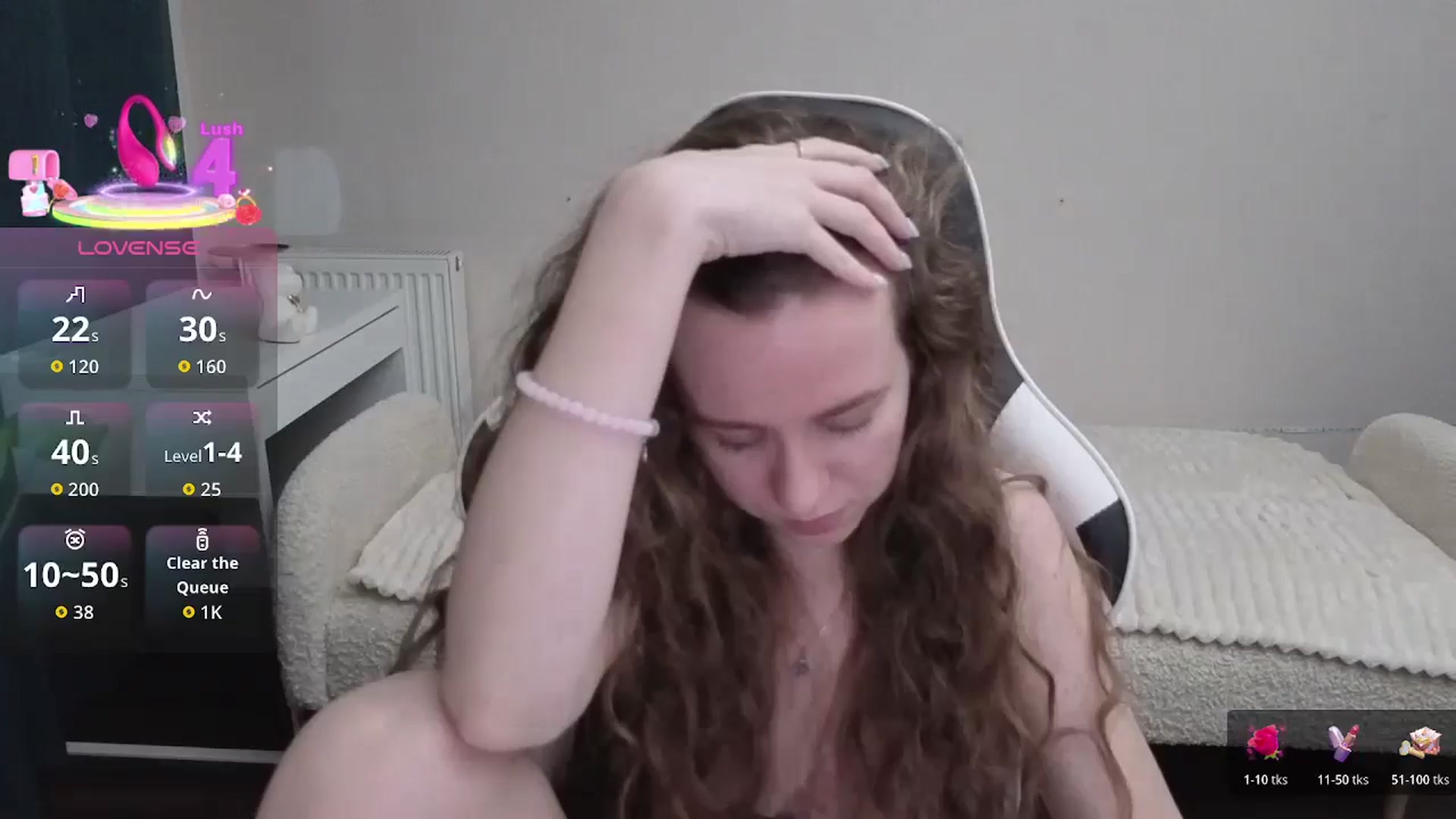 Gallery image thumbnail from BlueFlowerr's myfreecams stream on, 01/10/2026, 24:06 image 7 of 20