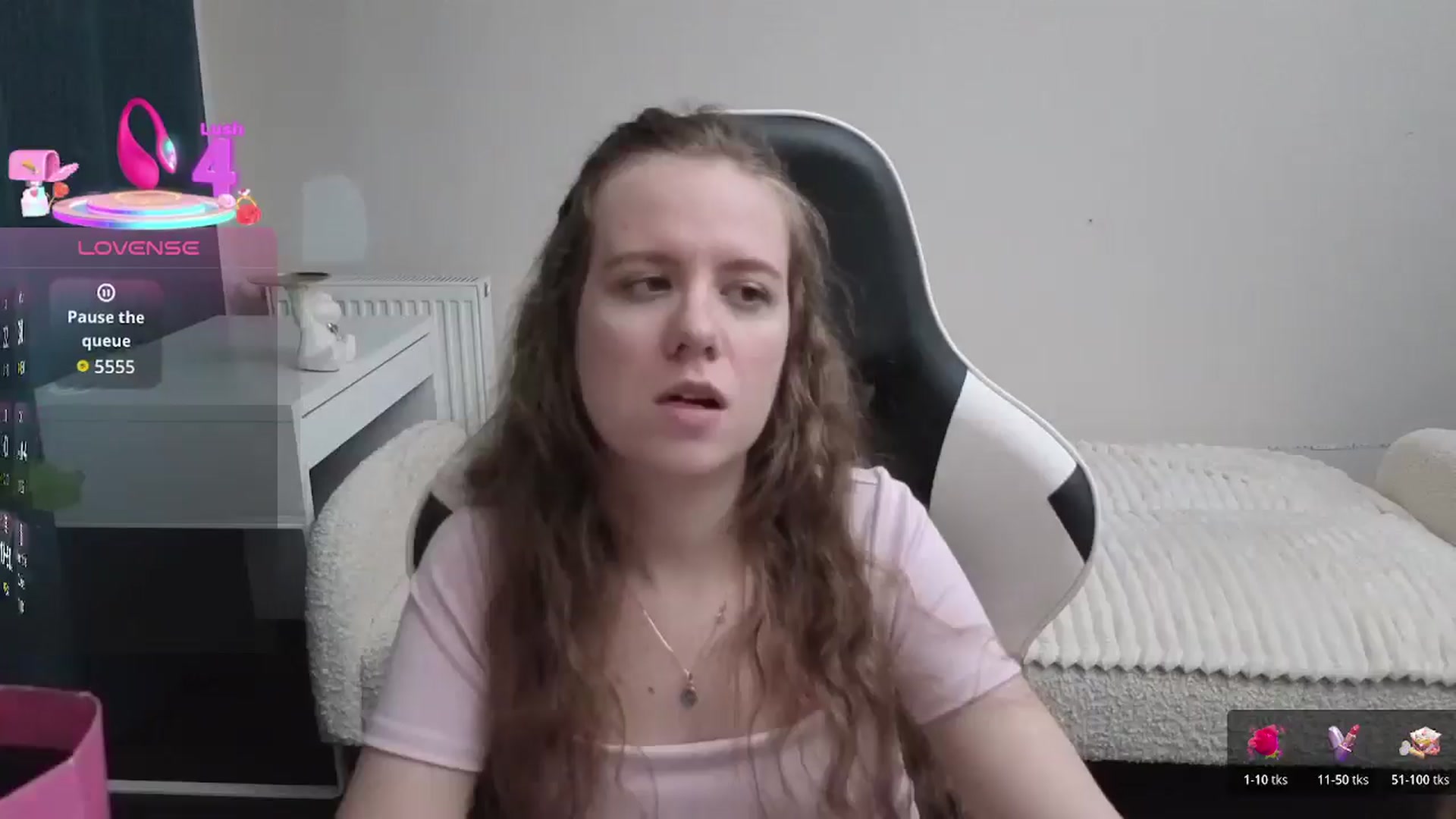Gallery image thumbnail from BlueFlowerr's myfreecams stream on, 01/12/2026, 02:20 image 5 of 20