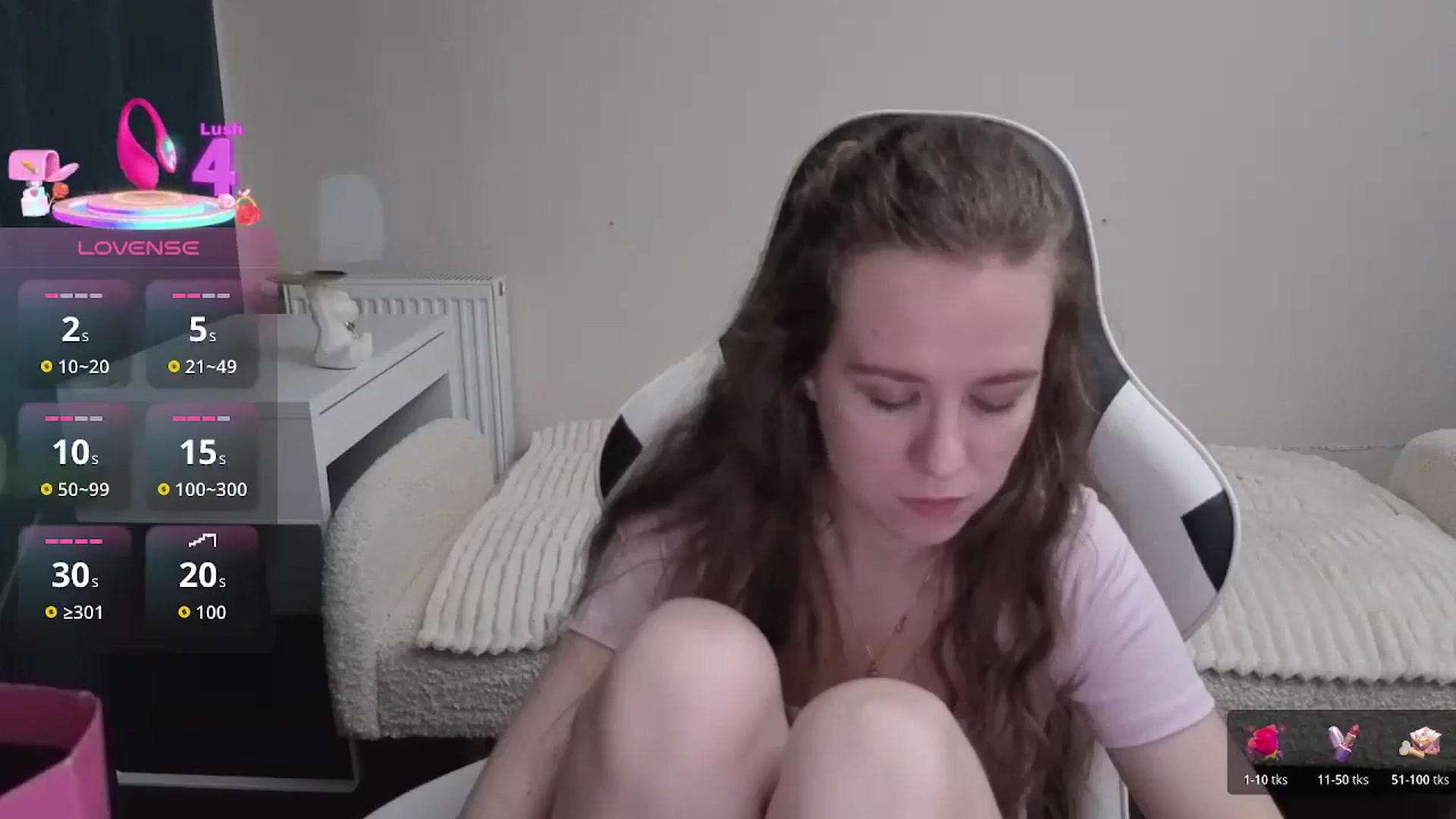 Gallery image thumbnail from BlueFlowerr's myfreecams stream on, 01/12/2026, 02:20 image 12 of 20