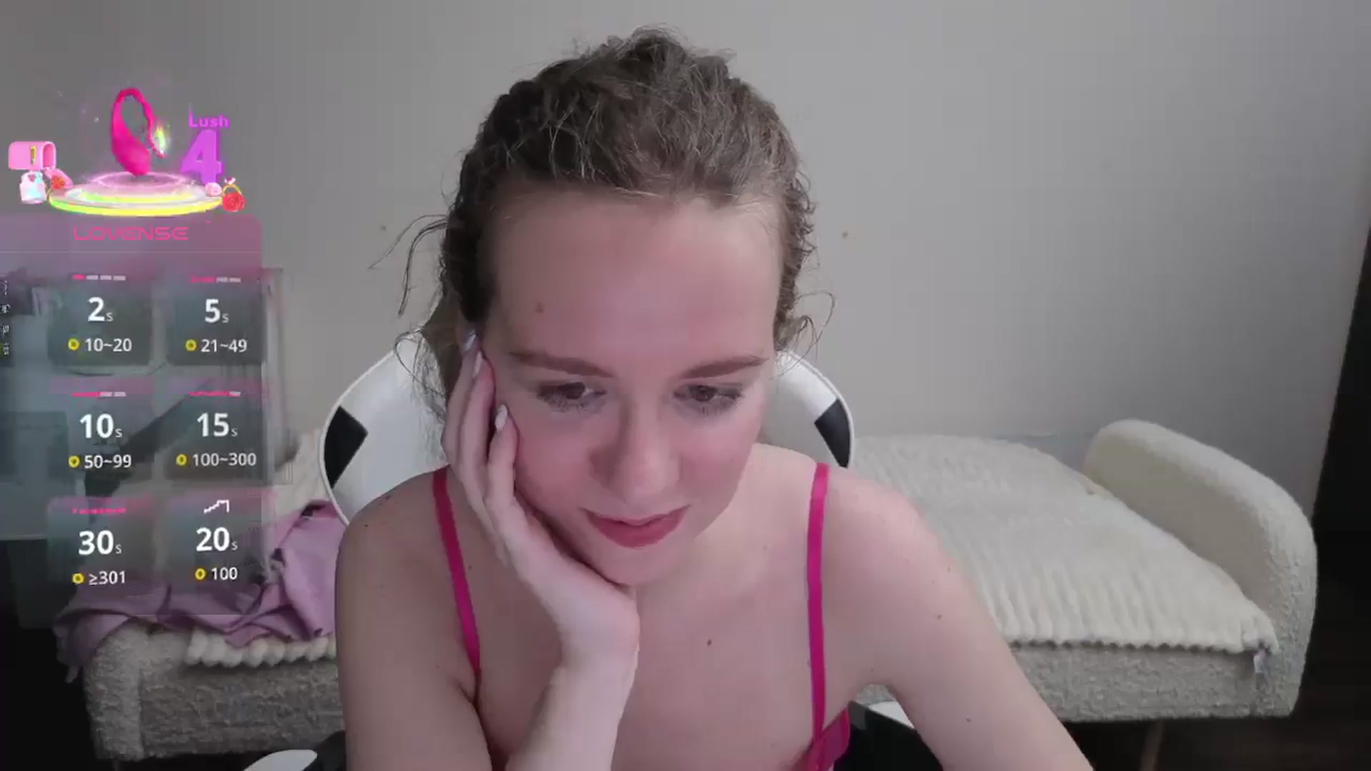 Gallery image thumbnail from BlueFlowerr's myfreecams stream on, 01/13/2026, 04:02 image 12 of 20