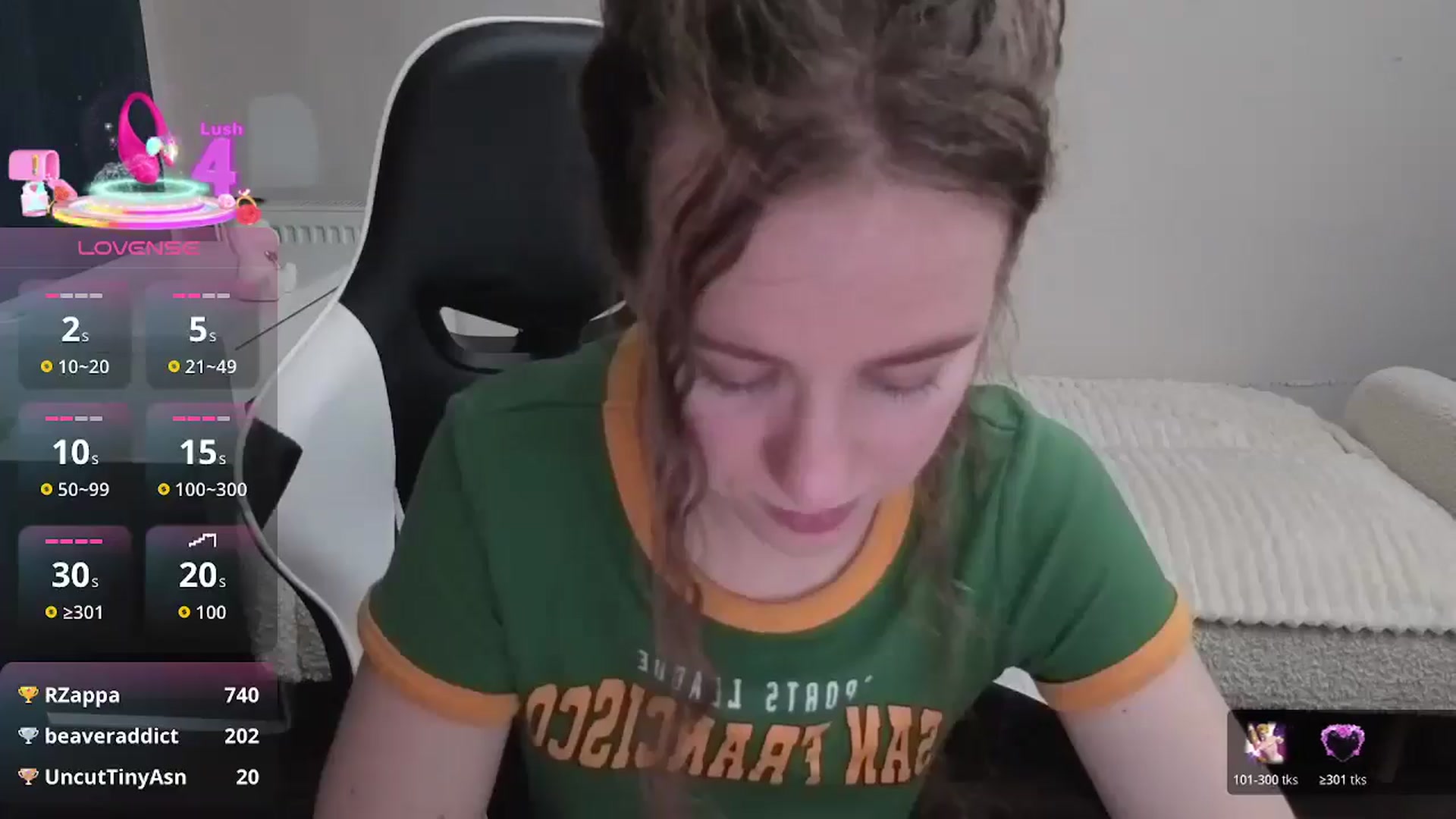 Gallery image thumbnail from BlueFlowerr's myfreecams stream on, 01/13/2026, 23:49 image 7 of 20