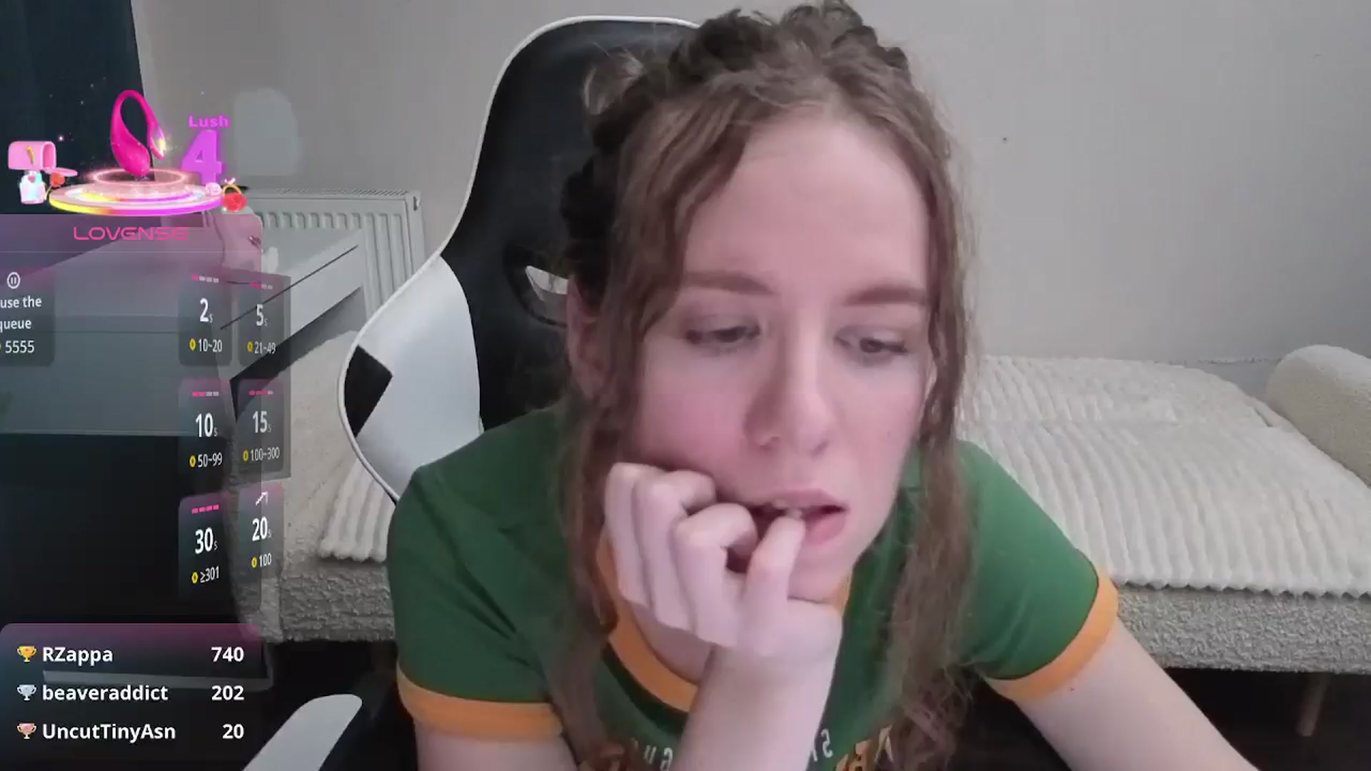 Gallery image thumbnail from BlueFlowerr's myfreecams stream on, 01/13/2026, 23:49 image 10 of 20