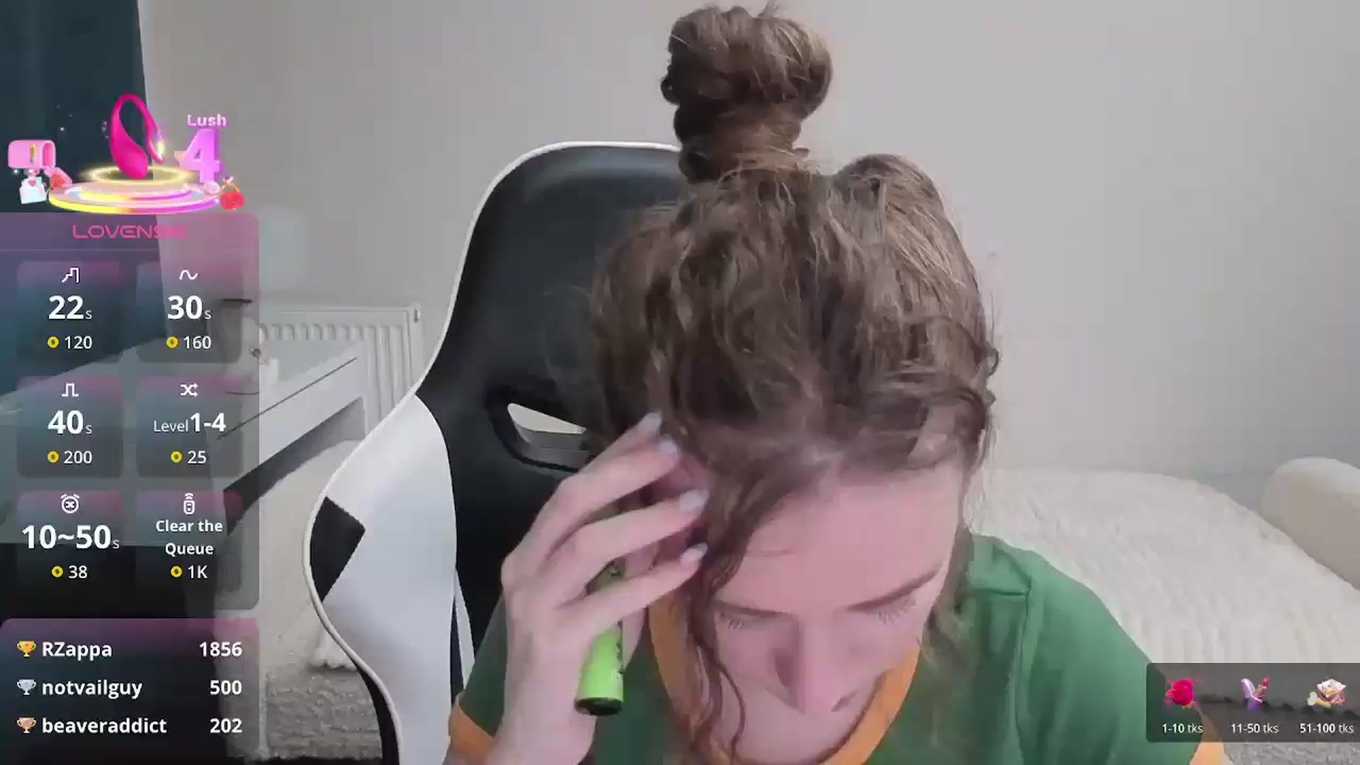 Gallery image thumbnail from BlueFlowerr's myfreecams stream on, 01/14/2026, 02:50 image 16 of 20