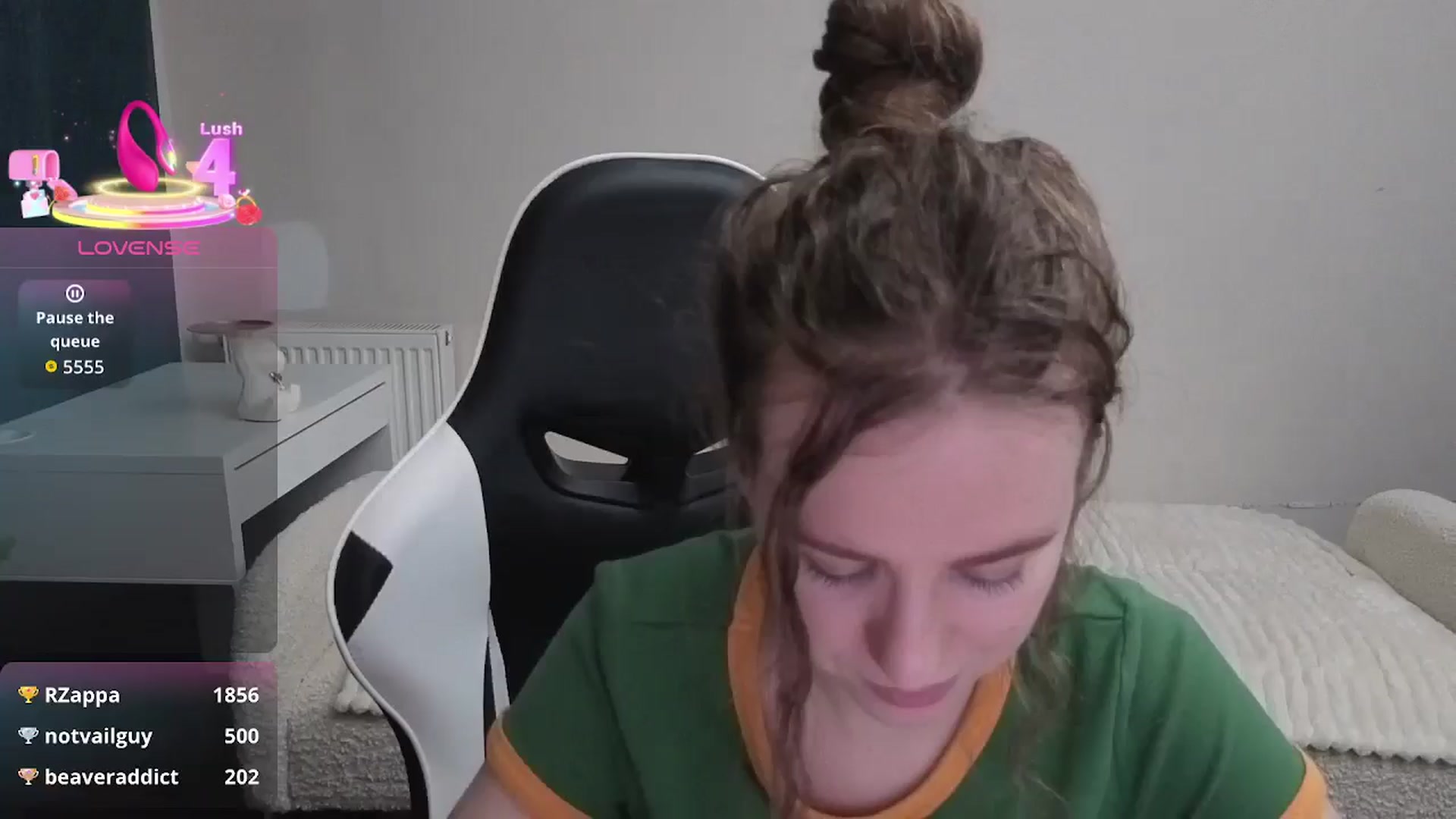 Gallery image thumbnail from BlueFlowerr's myfreecams stream on, 01/14/2026, 02:50 image 17 of 20