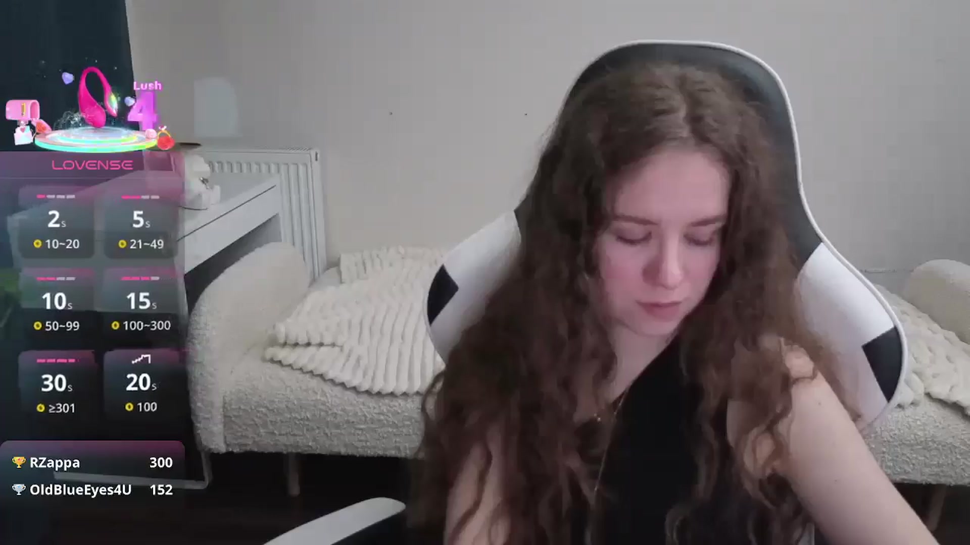 Gallery image thumbnail from BlueFlowerr's myfreecams stream on, 01/15/2026, 15:31 image 7 of 20