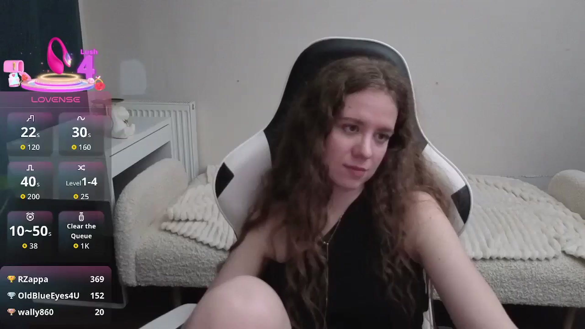 Gallery image thumbnail from BlueFlowerr's myfreecams stream on, 01/15/2026, 16:56 image 15 of 20