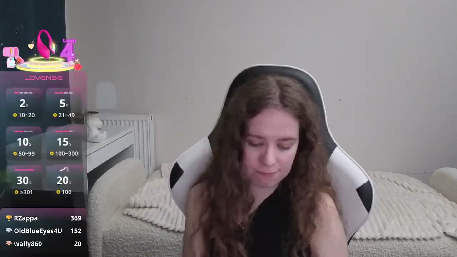 Gallery image thumbnail from BlueFlowerr's myfreecams stream on, 01/15/2026, 16:56 image 18 of 20