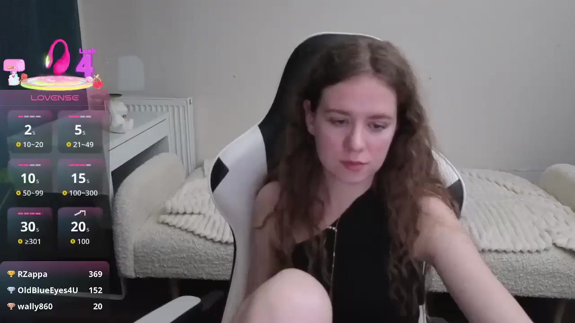 Gallery image thumbnail from BlueFlowerr's myfreecams stream on, 01/15/2026, 16:56 image 12 of 20