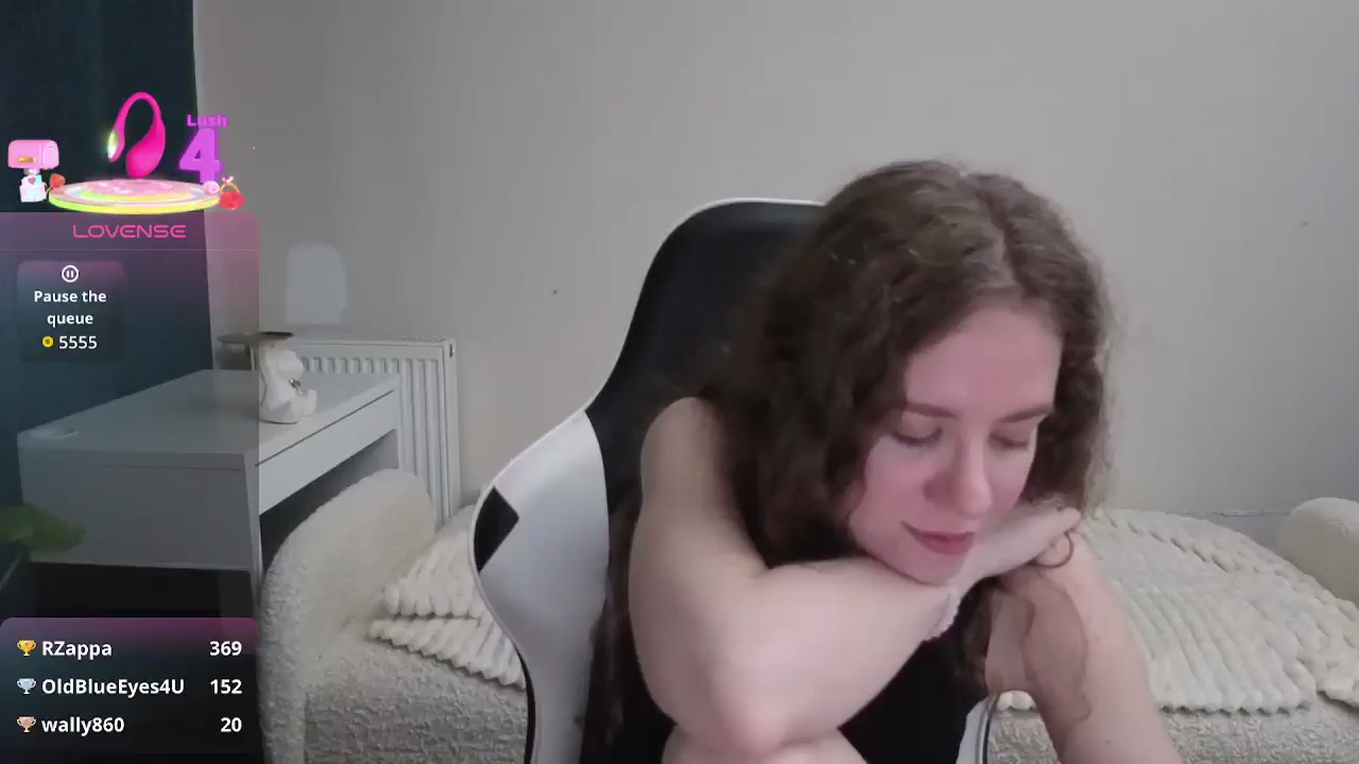 Gallery image thumbnail from BlueFlowerr's myfreecams stream on, 01/15/2026, 16:56 image 20 of 20