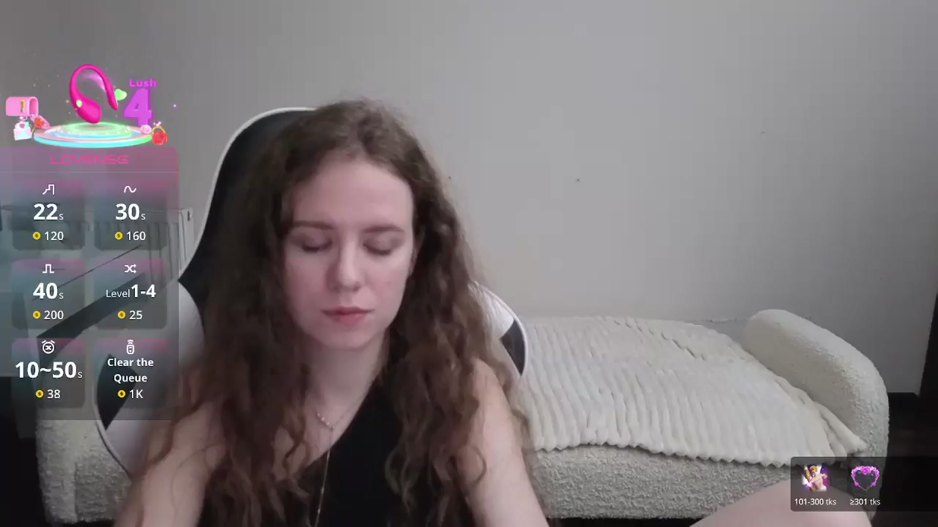 Gallery image thumbnail from BlueFlowerr's myfreecams stream on, 01/15/2026, 21:51 image 17 of 20