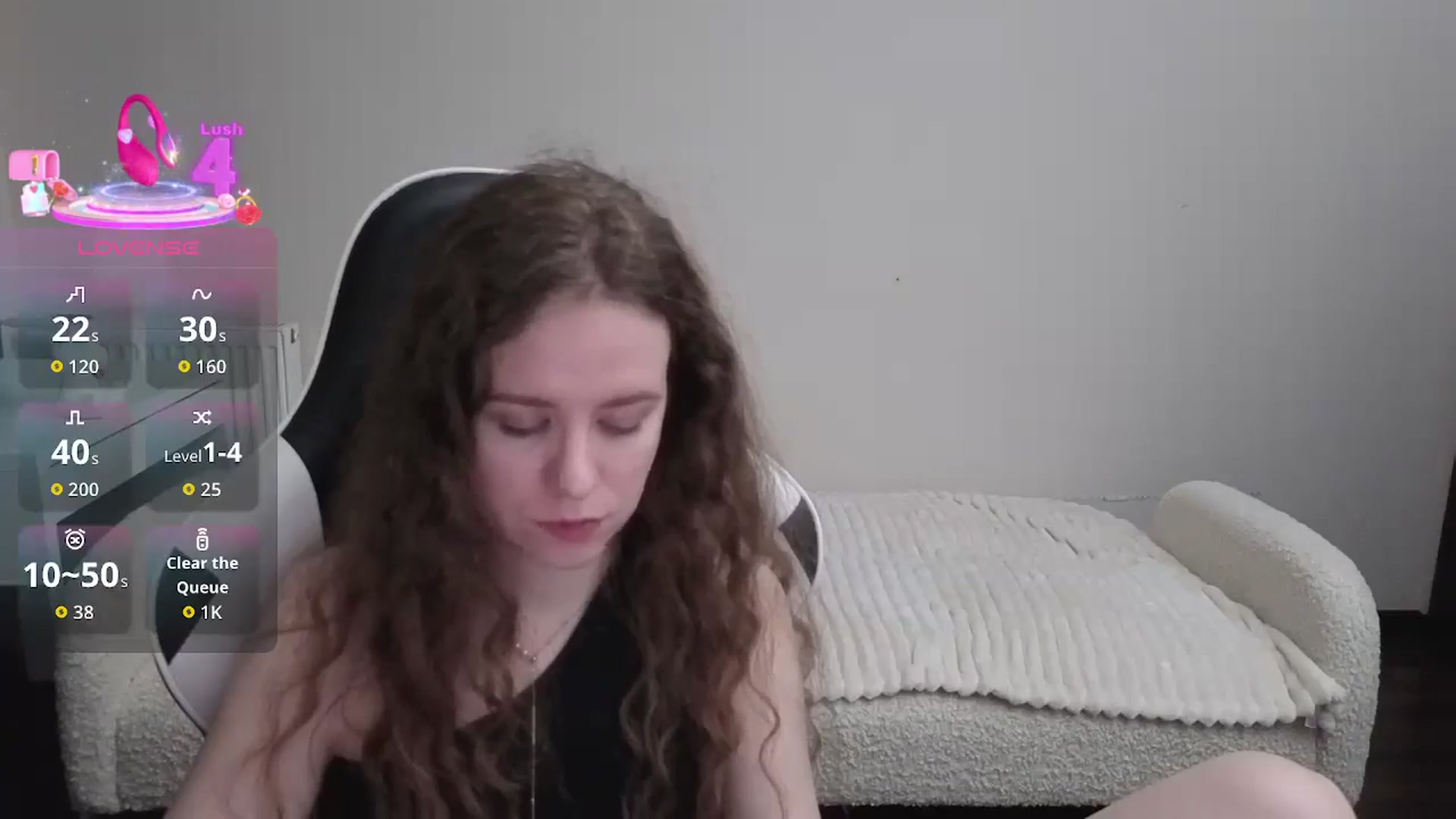 Gallery image thumbnail from BlueFlowerr's myfreecams stream on, 01/15/2026, 21:51 image 18 of 20
