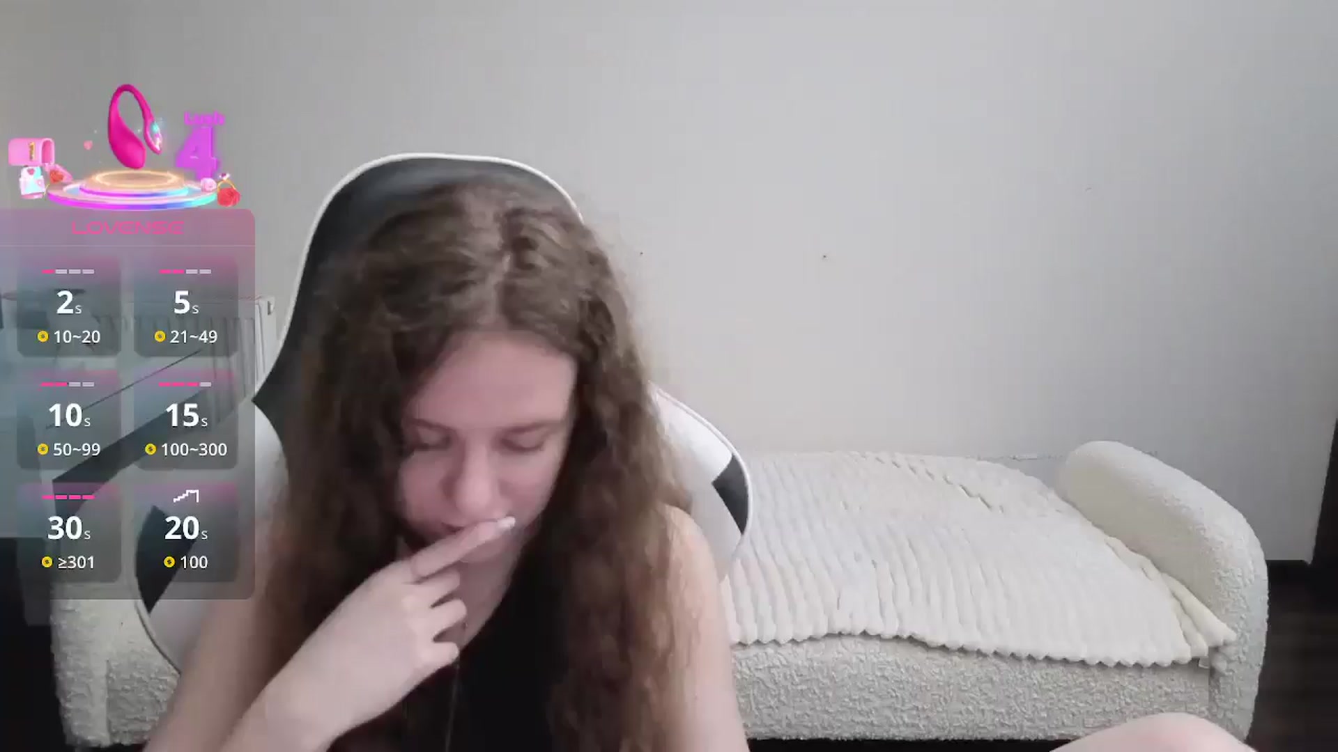 Gallery image thumbnail from BlueFlowerr's myfreecams stream on, 01/15/2026, 21:51 image 4 of 20