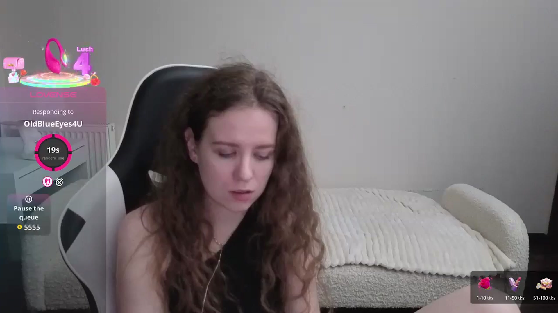 Gallery image thumbnail from BlueFlowerr's myfreecams stream on, 01/15/2026, 21:51 image 11 of 20