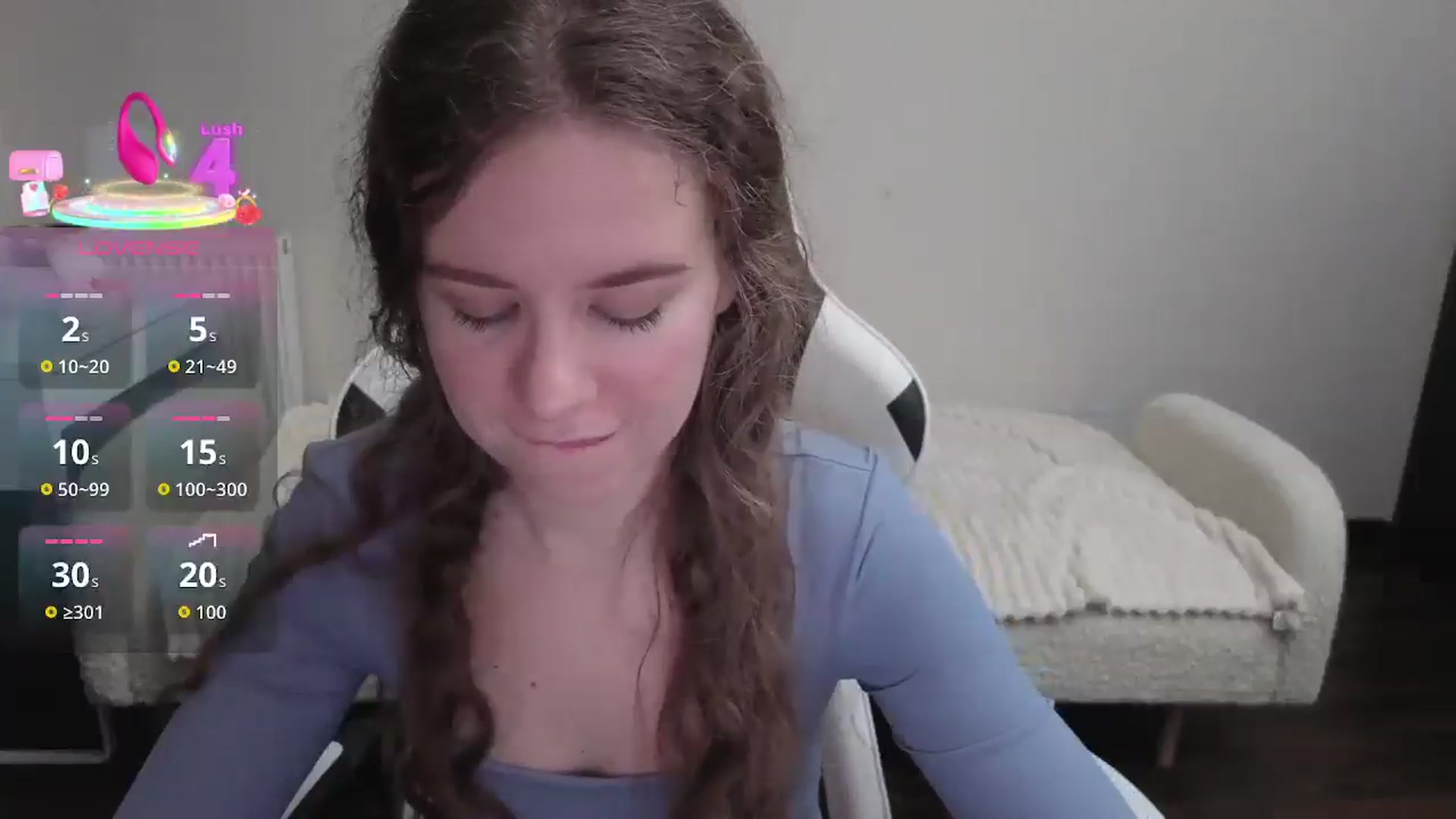 Gallery image thumbnail from BlueFlowerr's myfreecams stream on, 01/17/2026, 19:10 image 18 of 20