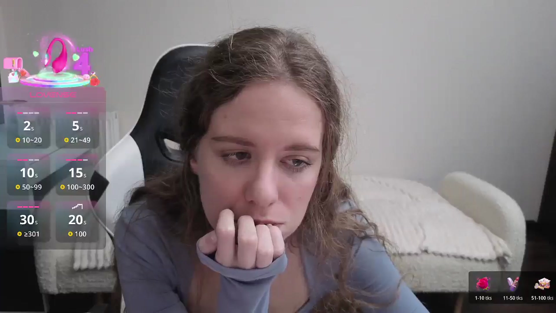 Gallery image thumbnail from BlueFlowerr's myfreecams stream on, 01/17/2026, 22:56 image 5 of 20