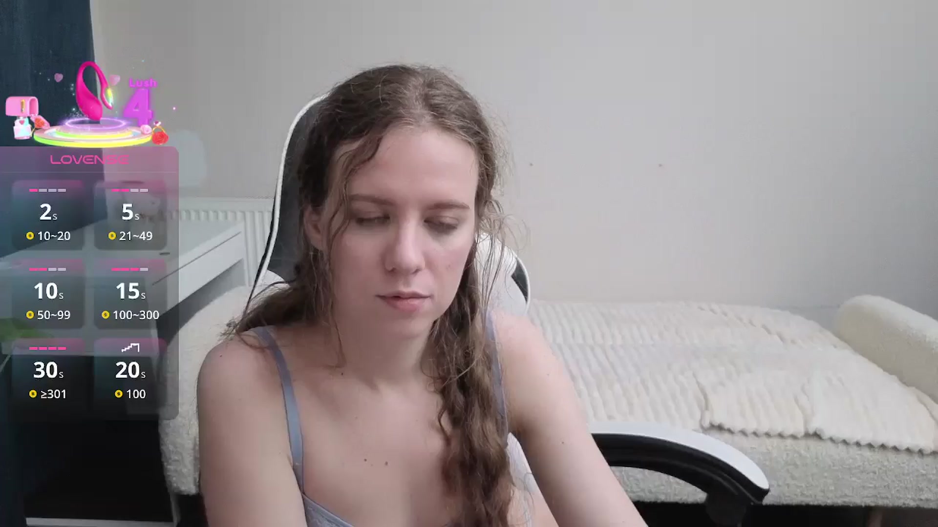 Gallery image thumbnail from BlueFlowerr's myfreecams stream on, 01/18/2026, 01:27 image 5 of 20