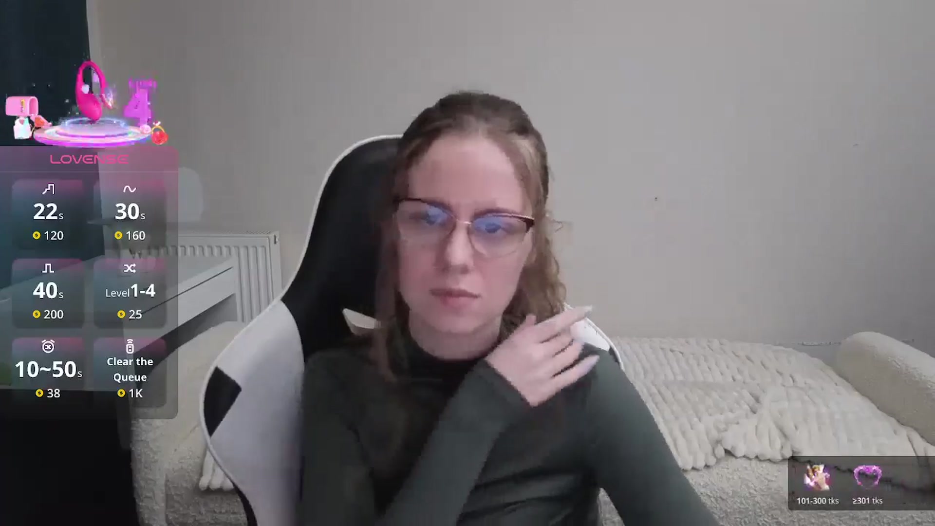 Gallery image thumbnail from BlueFlowerr's myfreecams stream on, 01/18/2026, 20:18 image 3 of 20
