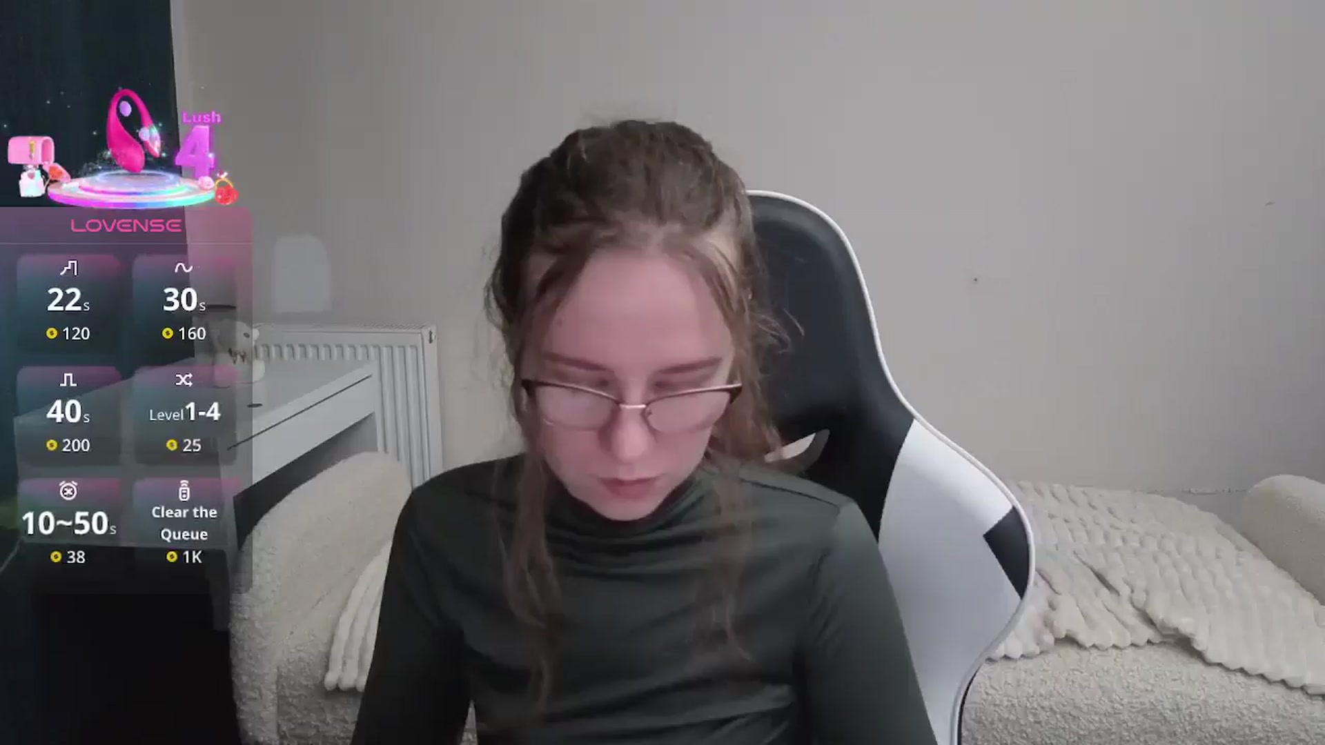 Gallery image thumbnail from BlueFlowerr's myfreecams stream on, 01/18/2026, 21:13 image 4 of 20
