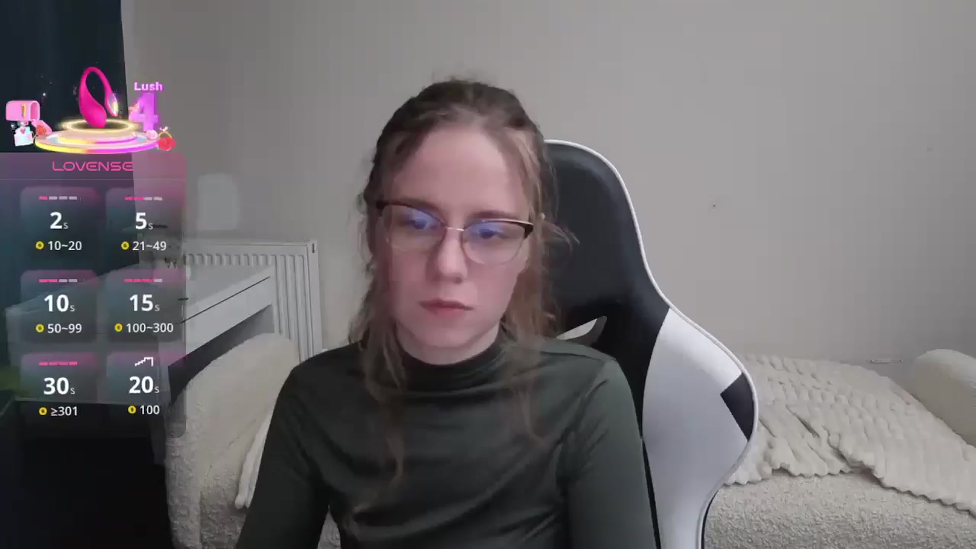 Gallery image thumbnail from BlueFlowerr's myfreecams stream on, 01/18/2026, 21:13 image 5 of 20