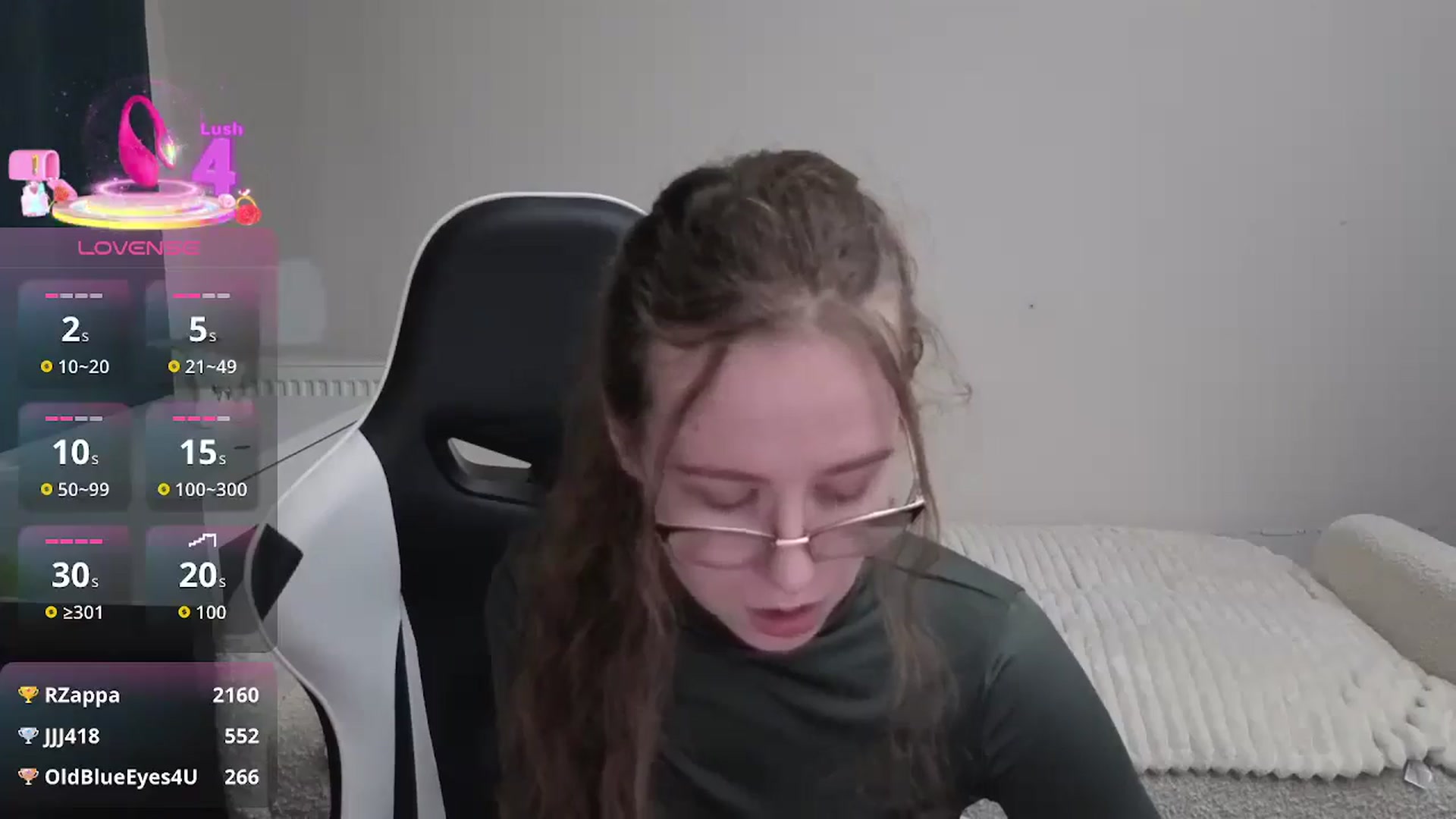 Gallery image thumbnail from BlueFlowerr's myfreecams stream on, 01/18/2026, 22:54 image 14 of 20